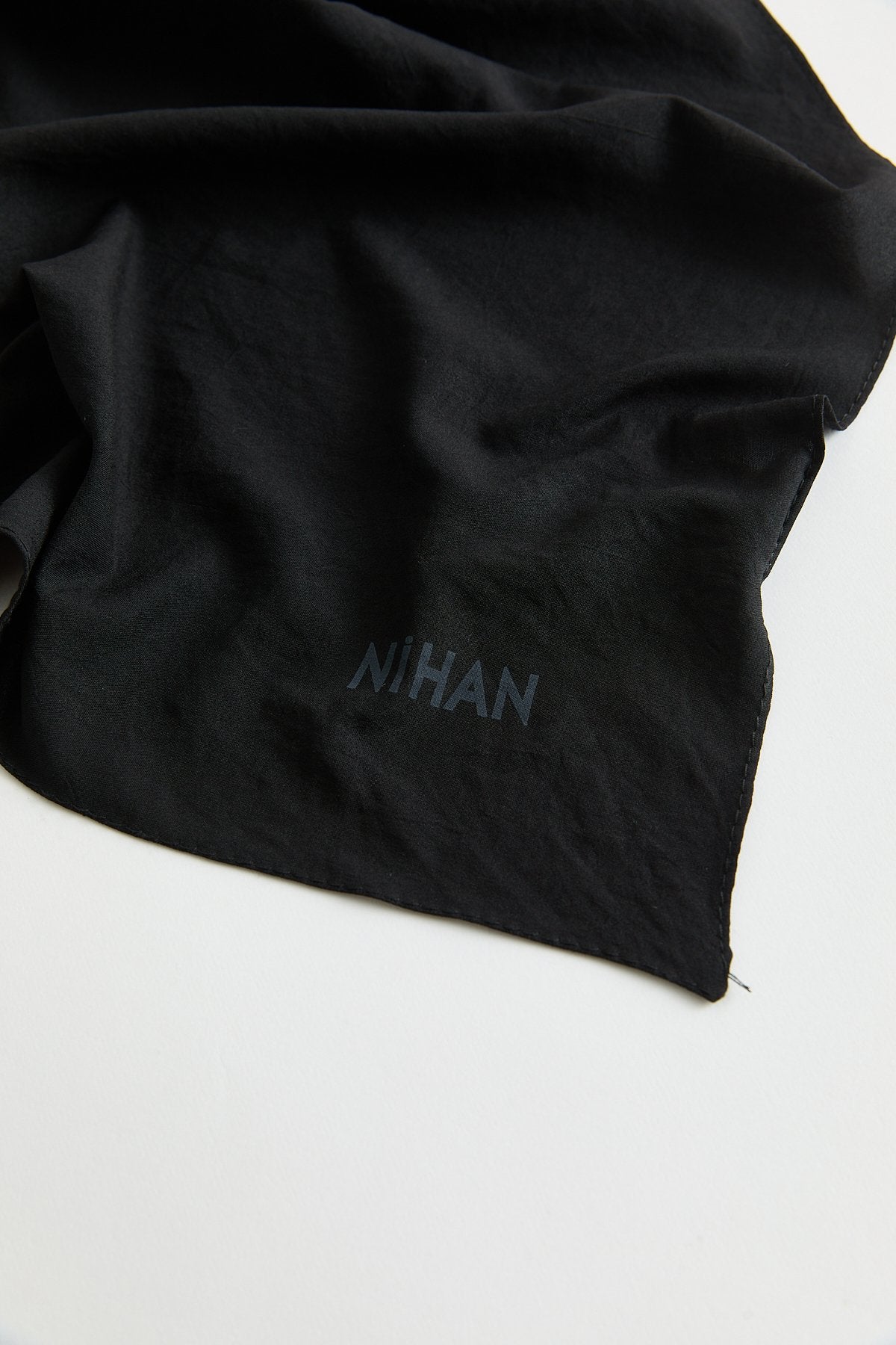 100-pamuk-fresh-esarp-siyah-260406.jpg
