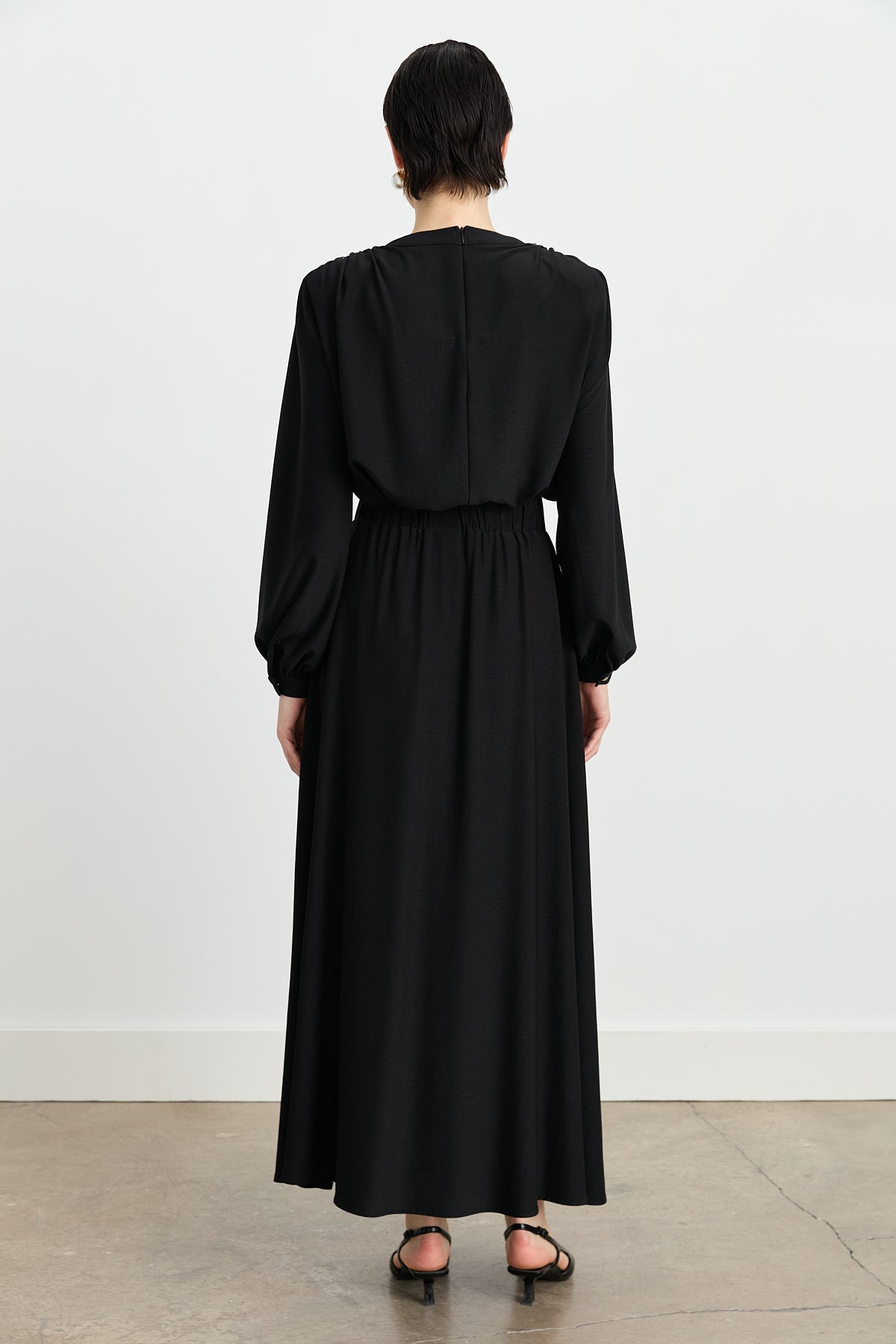 Accessory Detail Skirt and Blouse Set - Black