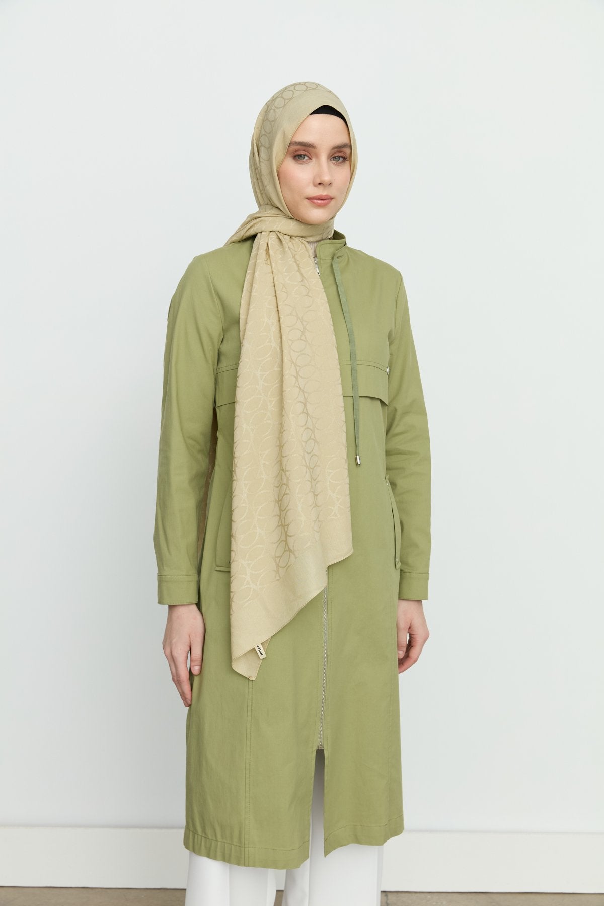 aksesuar-detayli-kap-yesil-245240.jpg