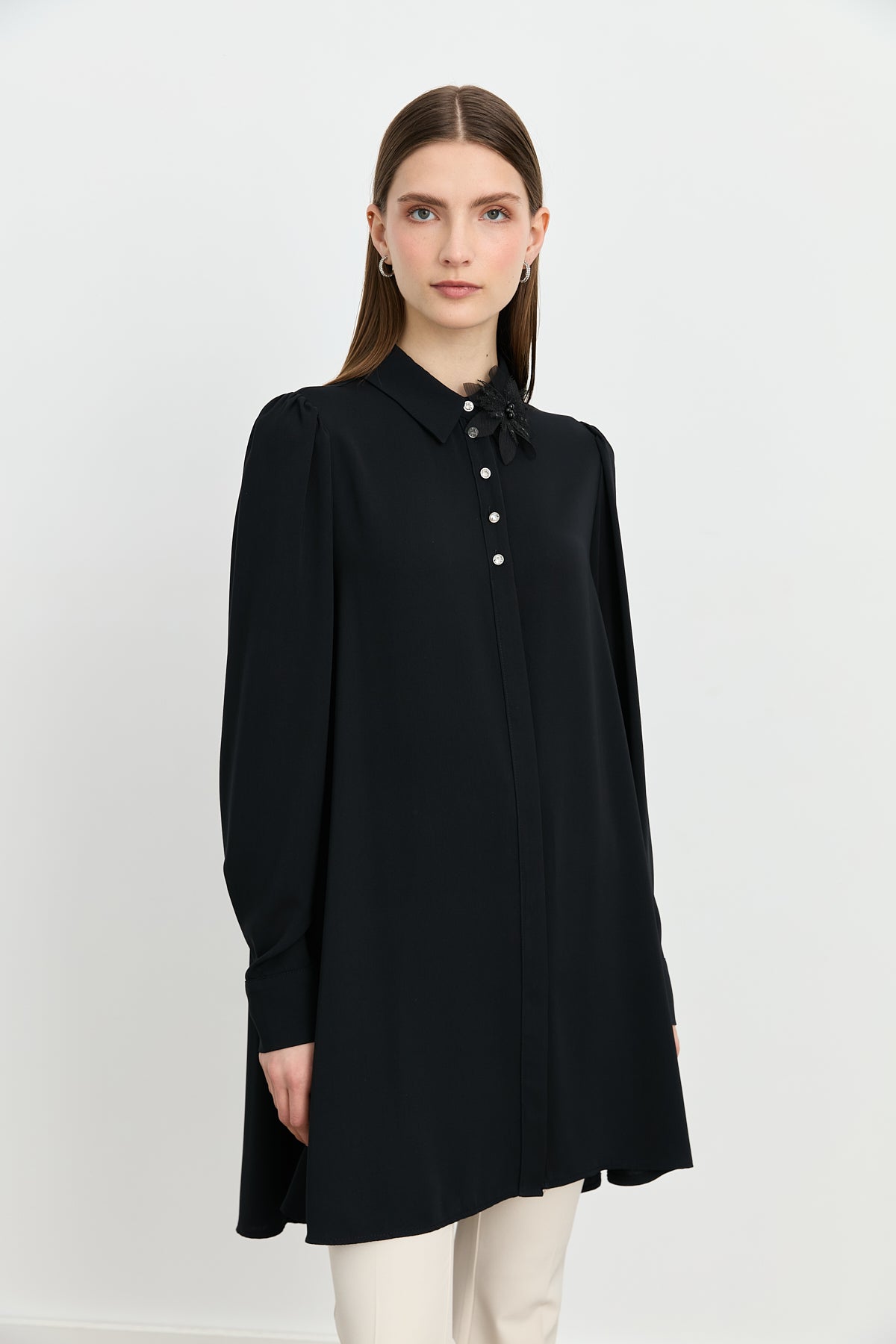 Stylish Tunic with Accessory Details - Black