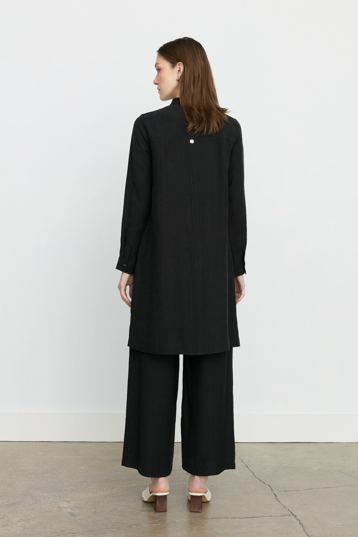 Aller Detailed Tencel Tunic - Black