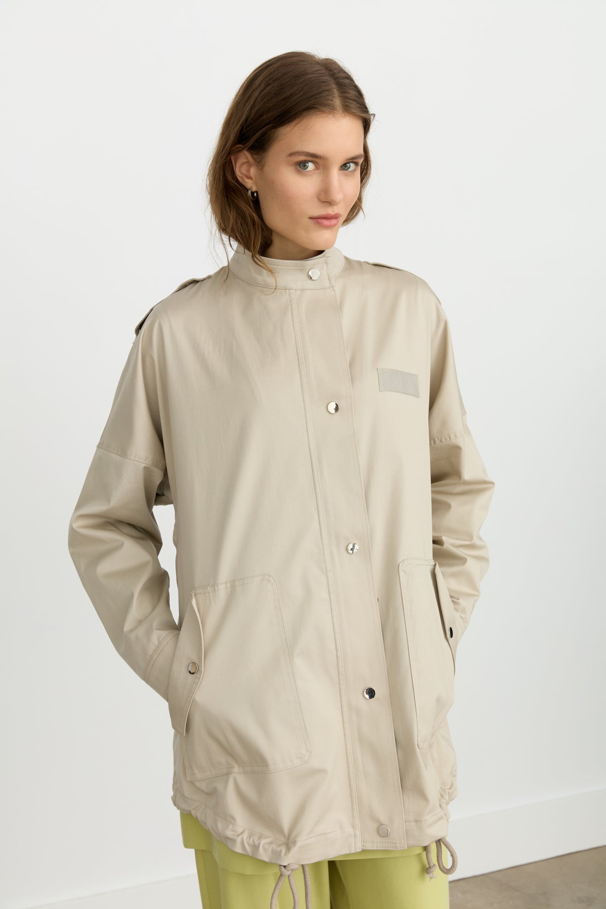 apolet-detayli-oversize-kap-tas-245429.jpg