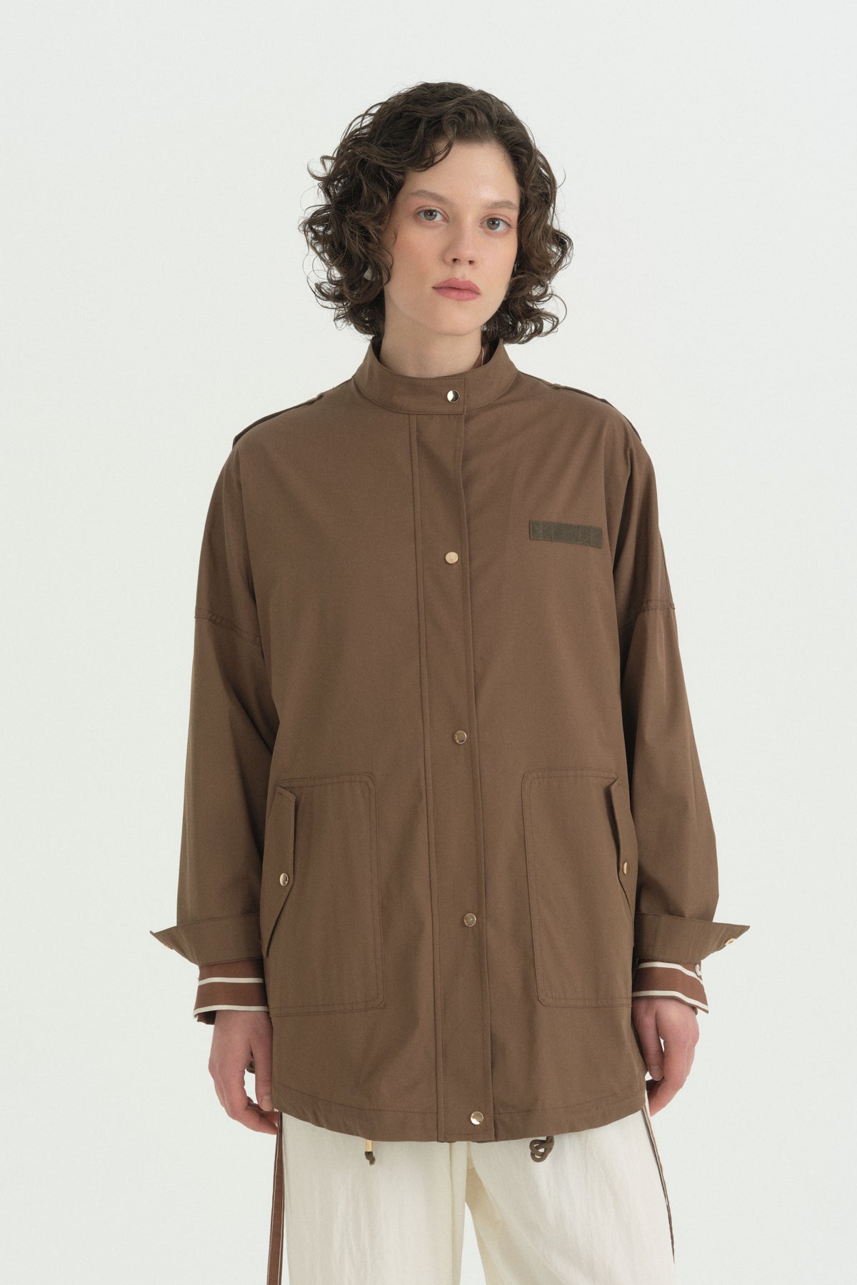 apolet-detayli-oversize-spor-pamuk-trenc-kahve-269742.jpg