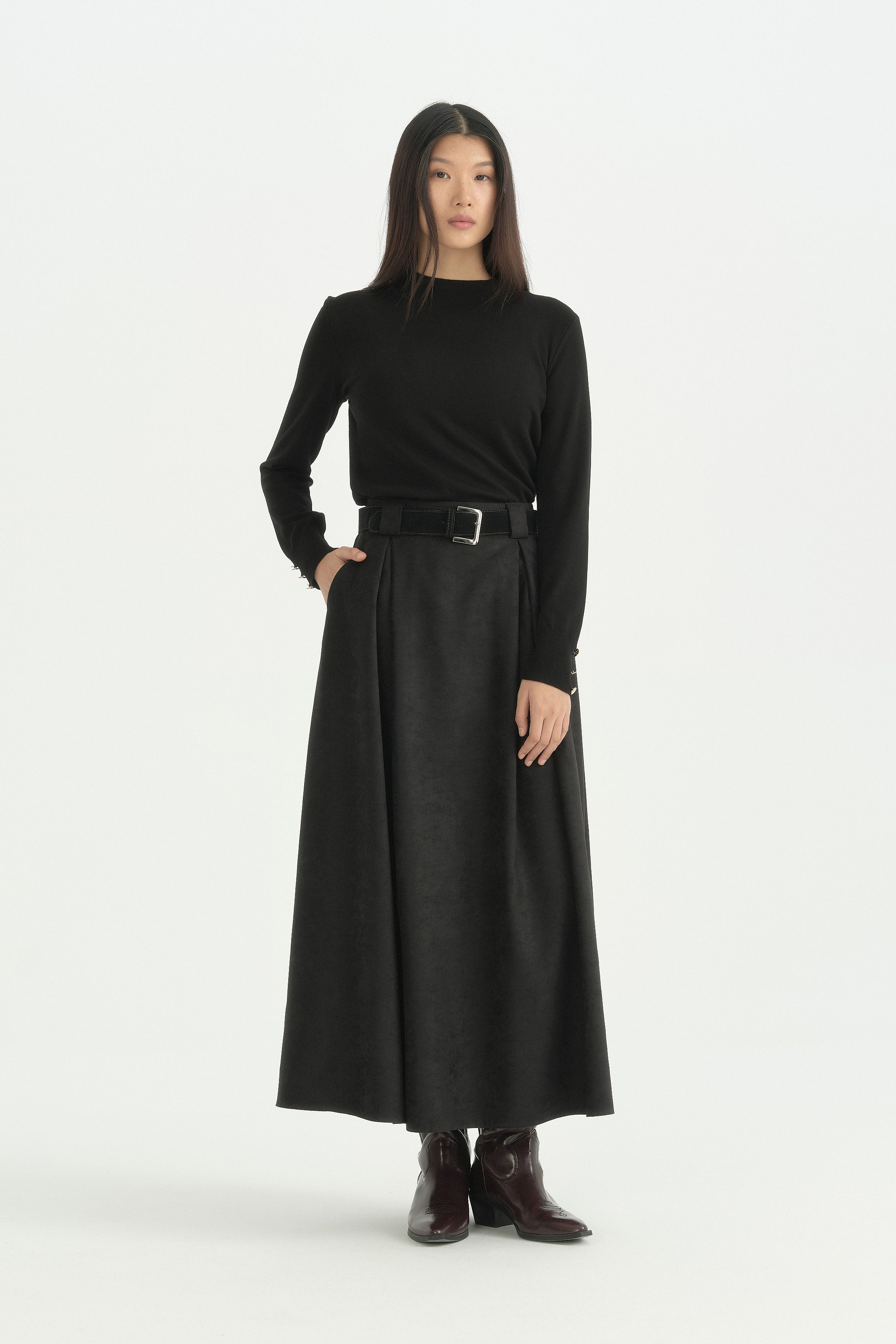 apolet-pile-detayli-beli-lastikli-spor-rahat-etek-siyah-276286.jpg