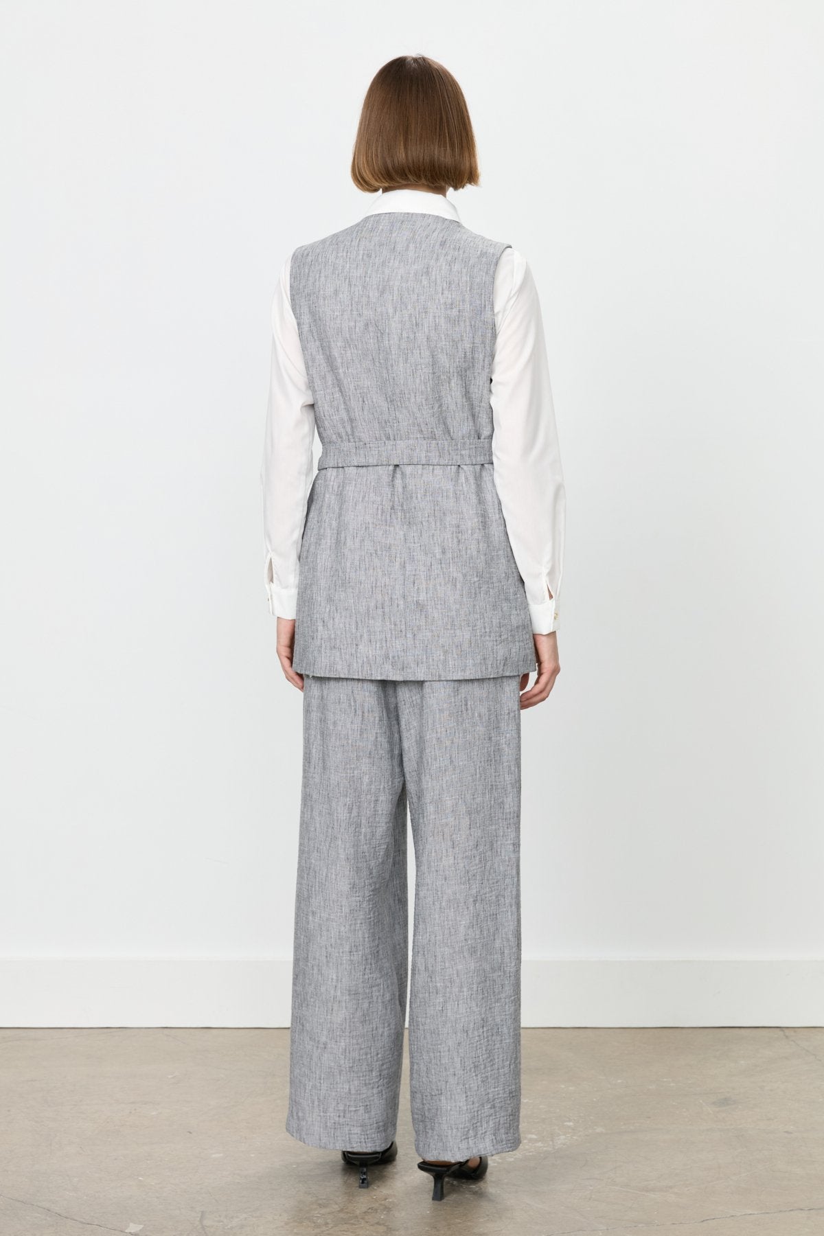 Asymmetrical Closure Vest and Trousers Set in Linen Look - Black