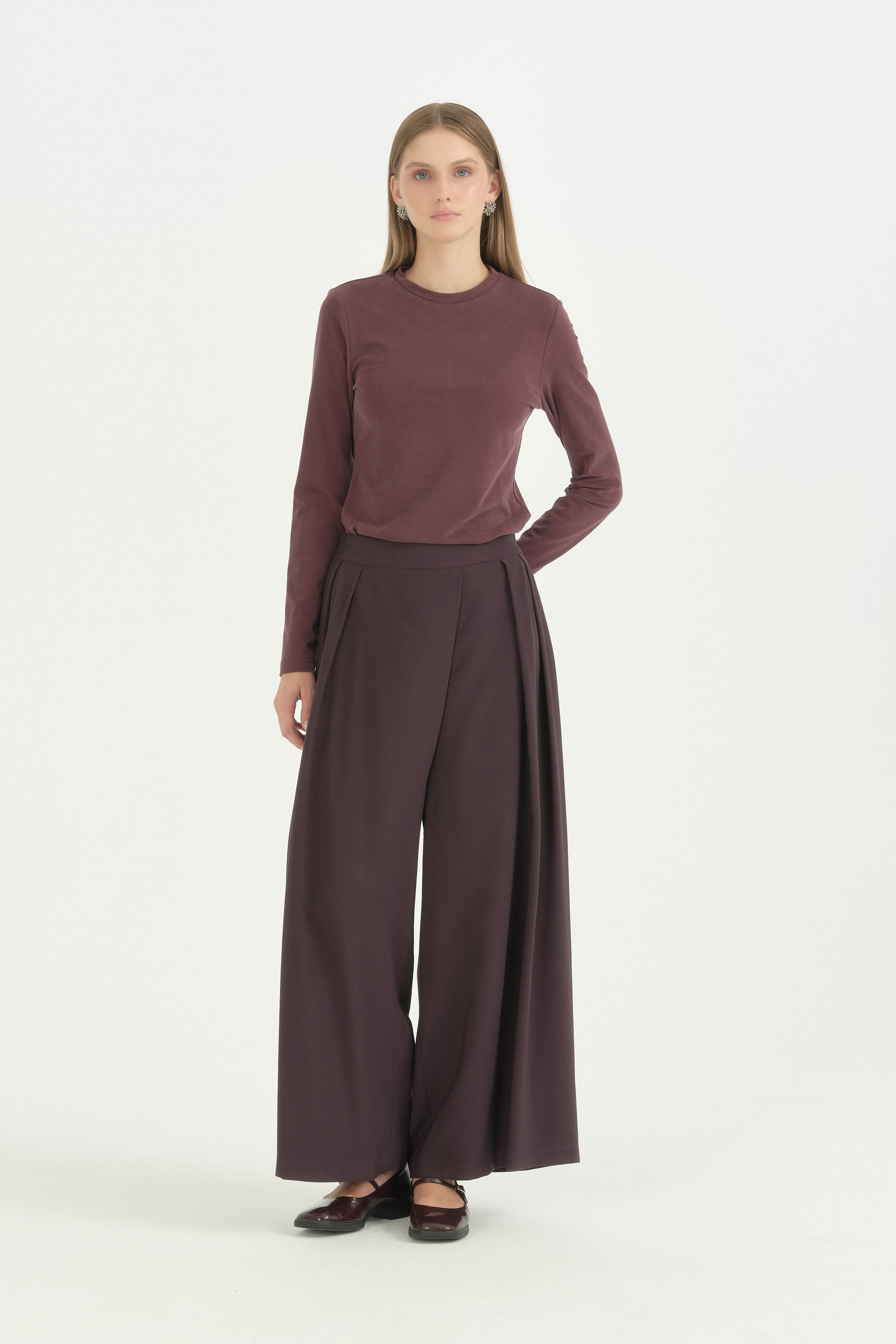 Asimetrik Pili Detaylı Bol Paça Pantolon - Mürdüm