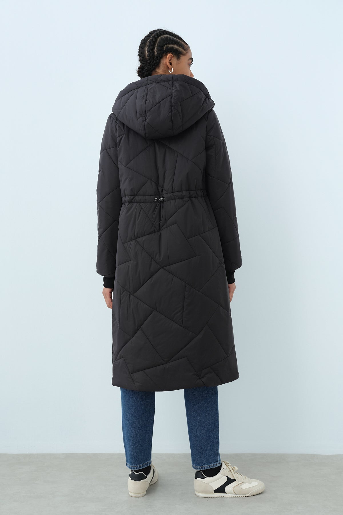 Astronaut Collar Quilted Coat - Black