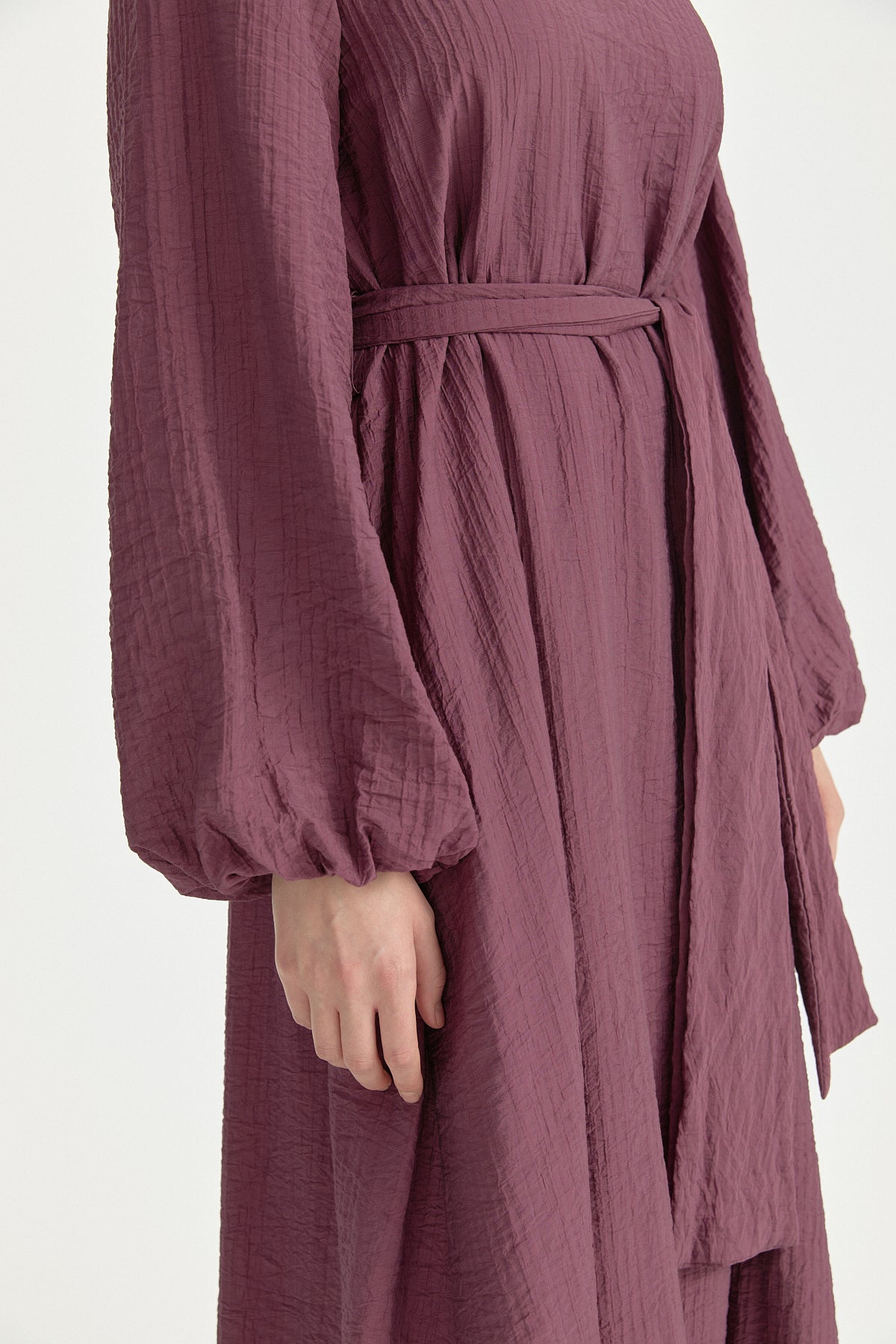 Viscose Belted Dress with Balloon Sleeves - Plum