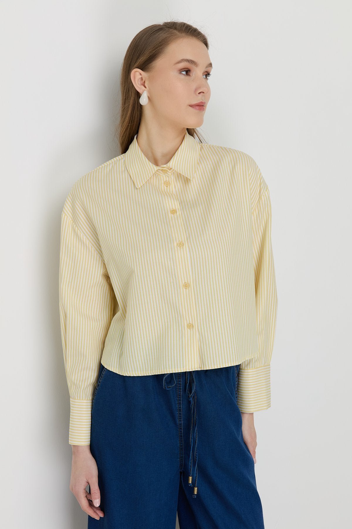 Basic Crop Cotton Shirt - Yellow