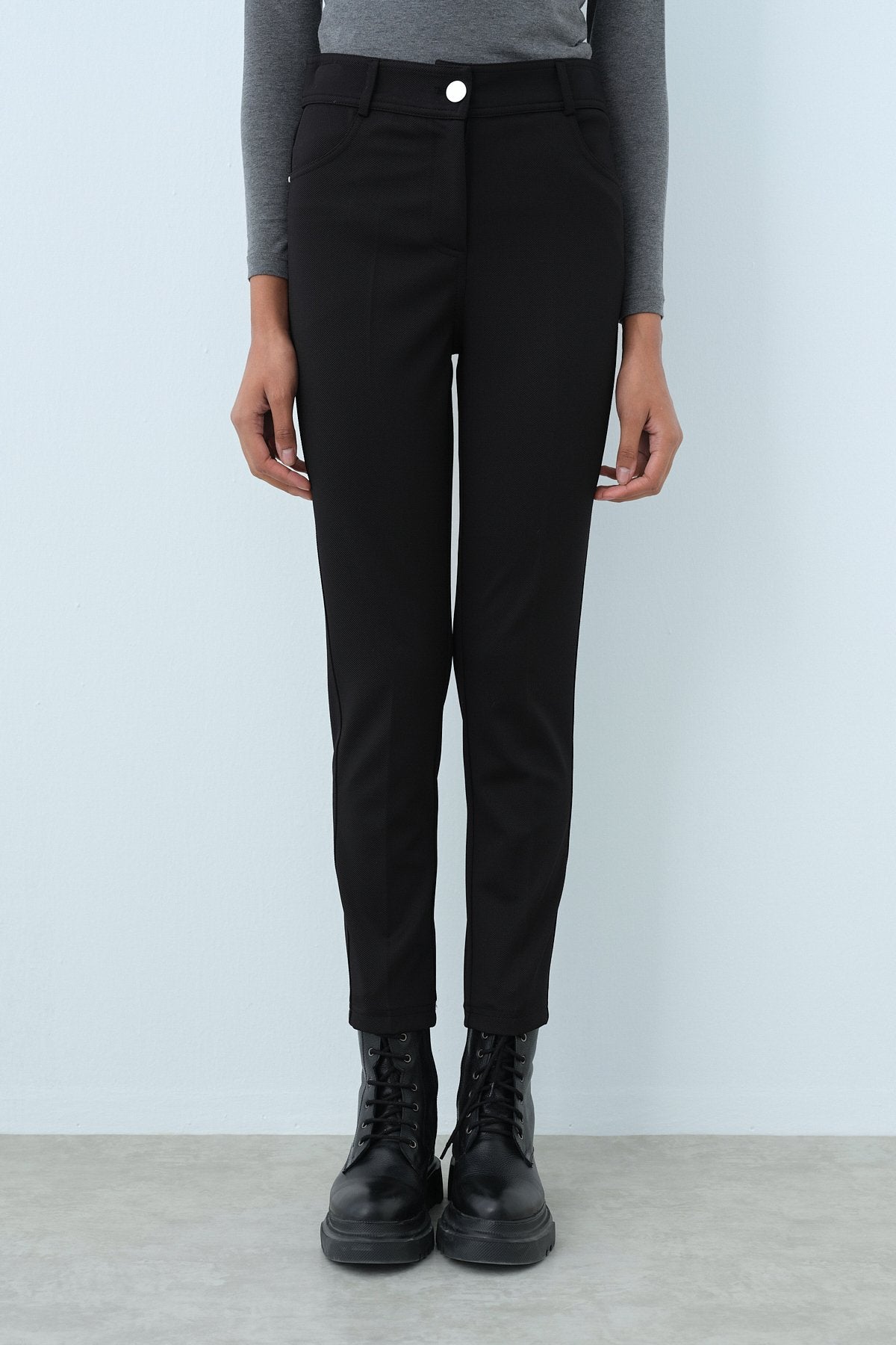 Basic Dar Paça Pantolon - Siyah