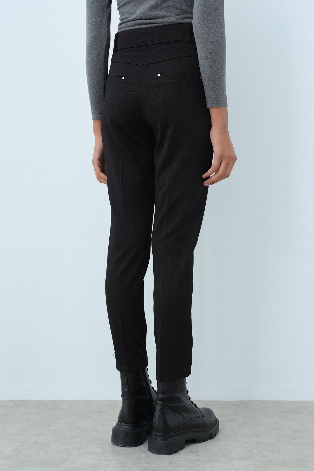 Basic Dar Paça Pantolon - Siyah