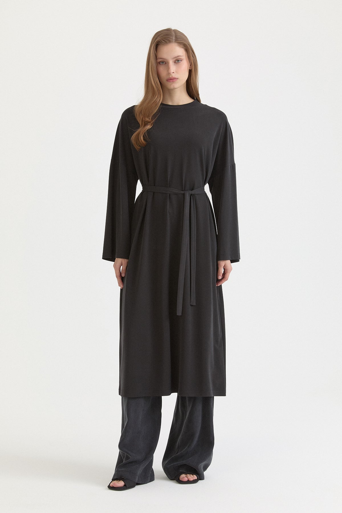 basic-kusakli-orme-elbise-siyah-263813.jpg