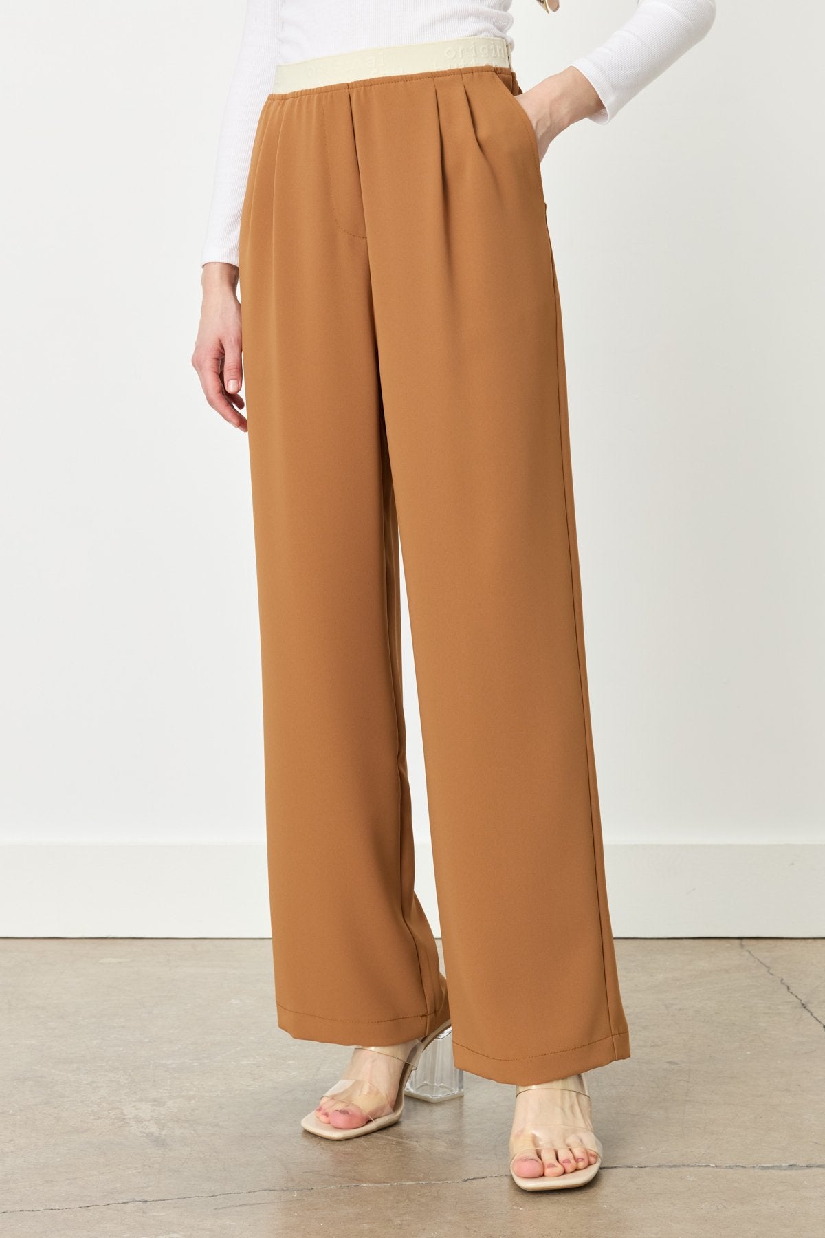 beli-lastik-detayli-pileli-pantolon-taba-248723.jpg
