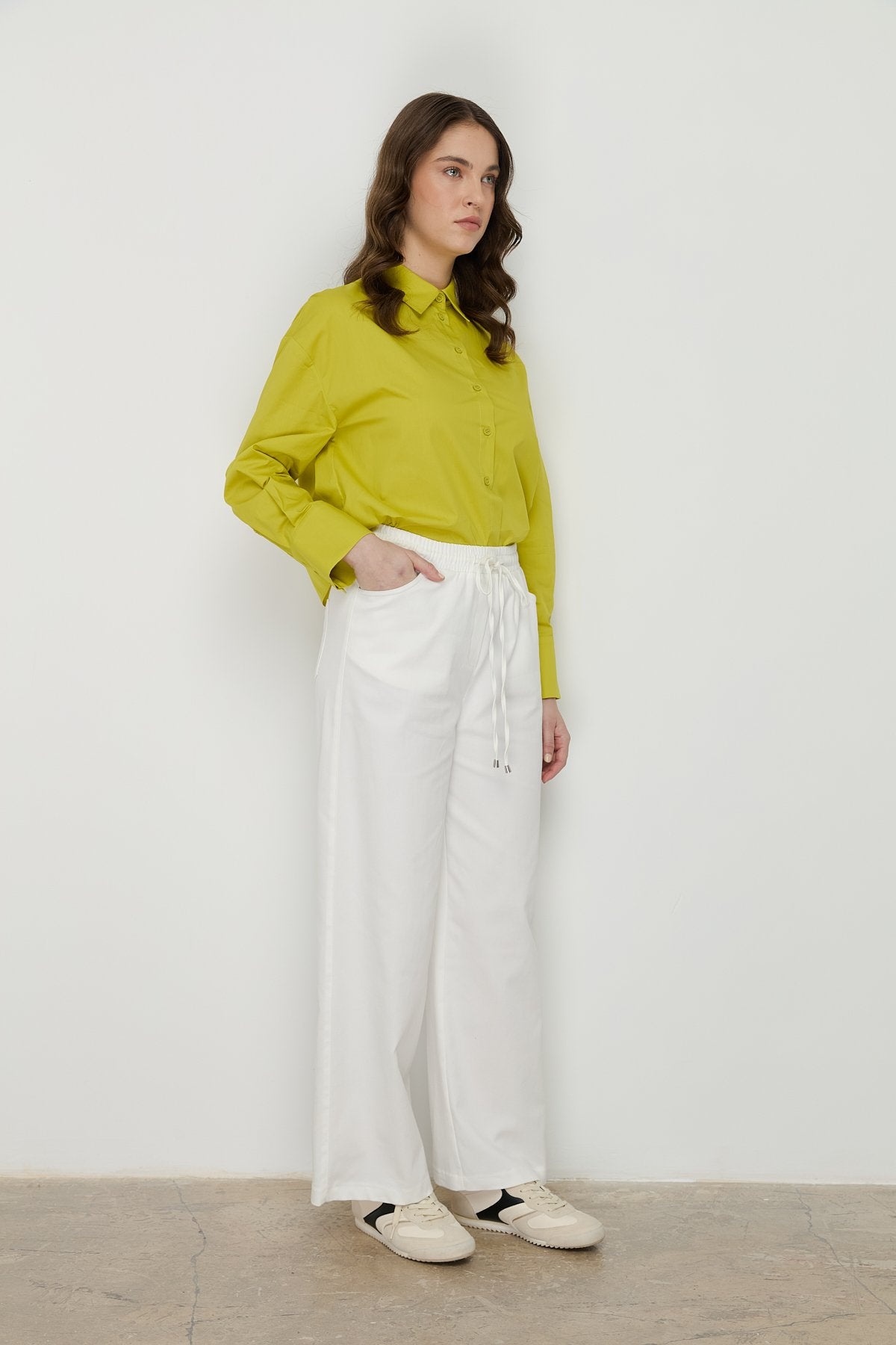 beli-lastikli-bol-paca-kanvas-denim-pantolon-ekru-245085.jpg