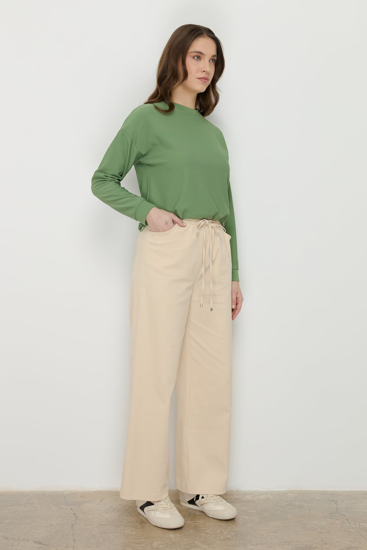 beli-lastikli-bol-paca-kanvas-denim-pantolon-siyah-267193.jpg