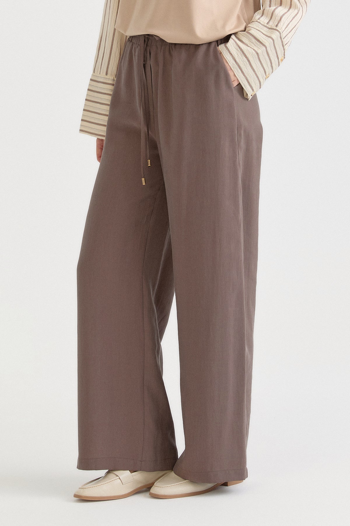 beli-lastikli-bol-paca-lyocell-pantolon-kahve-265805.jpg