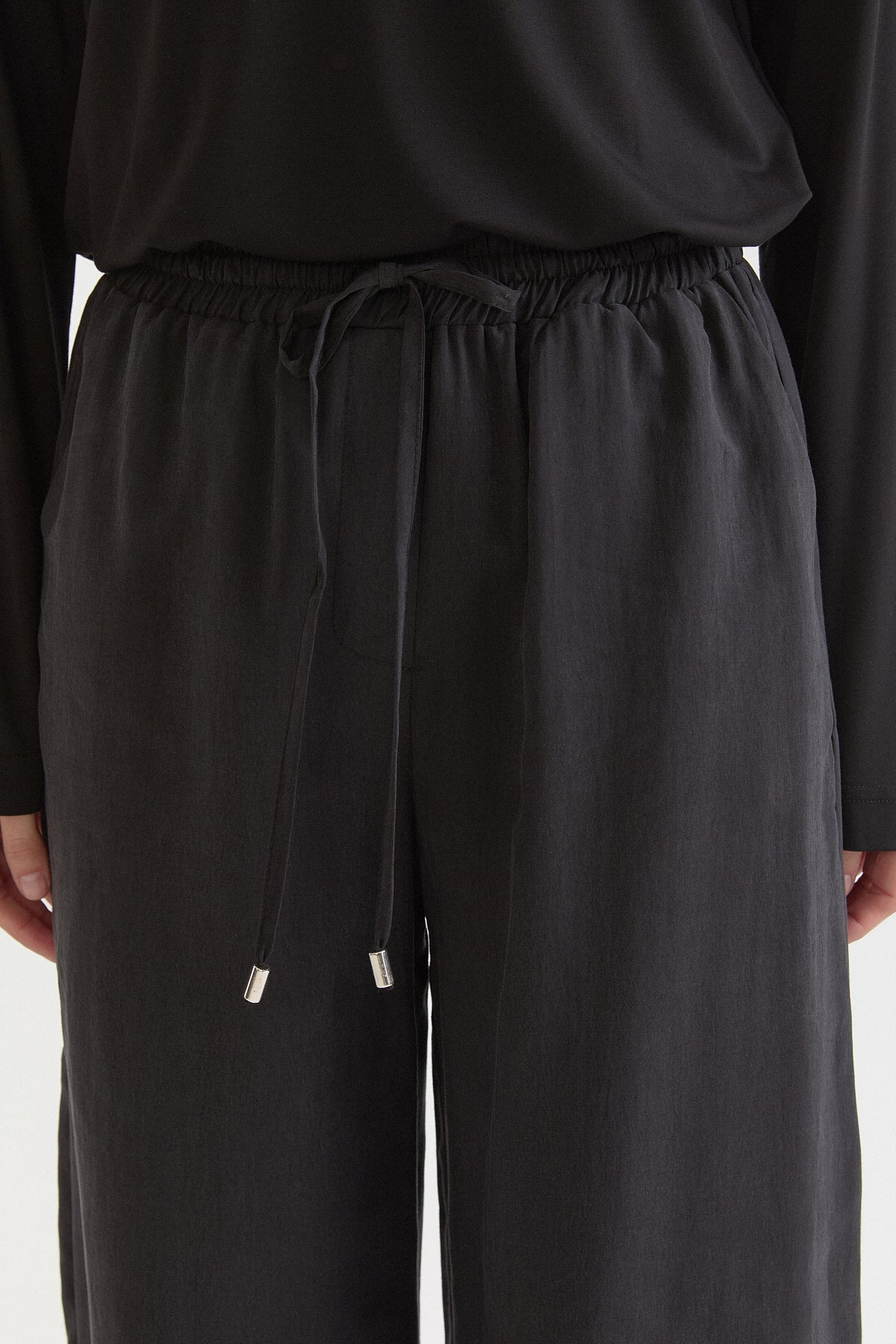 Beli Lastikli Bol Paça Lyocell Pantolon - Siyah