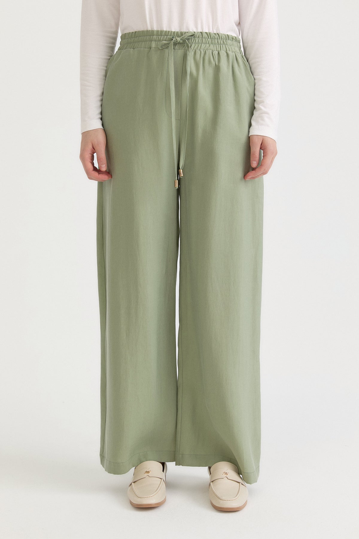 beli-lastikli-bol-paca-lyocell-pantolon-yesil-265821.jpg