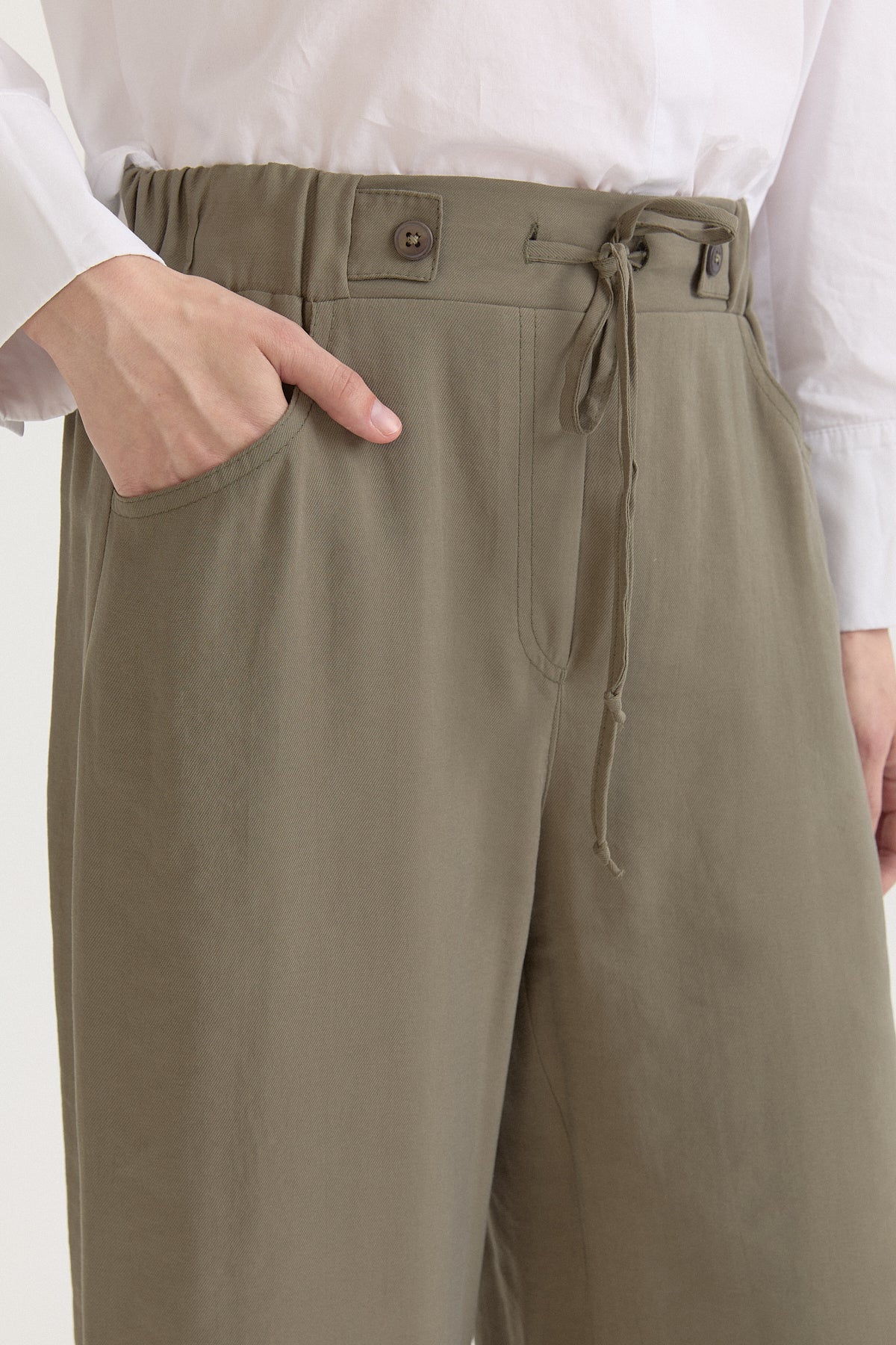 Beli Lastikli Bol Paça Modal Pantolon - Haki