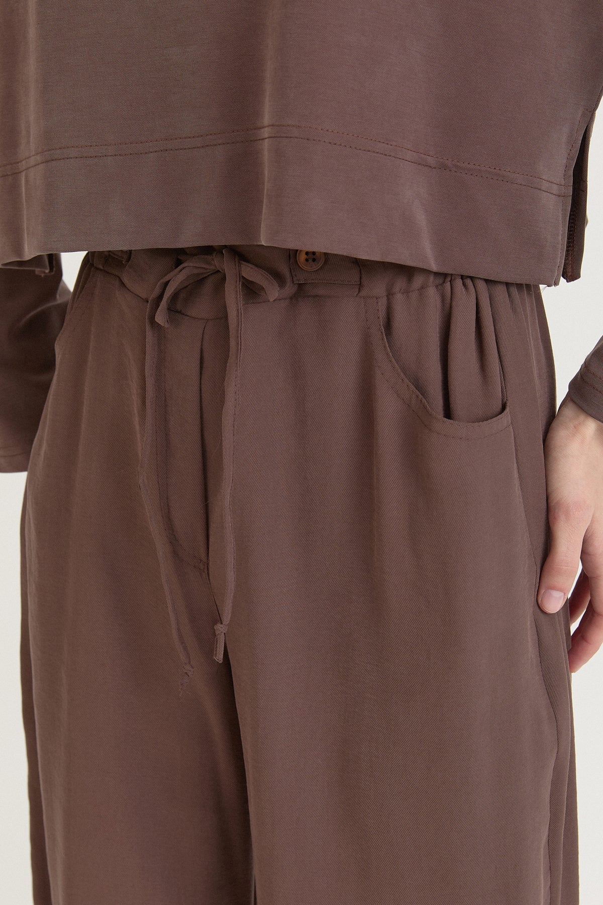 Beli Lastikli Bol Paça Modal Pantolon - Kahve