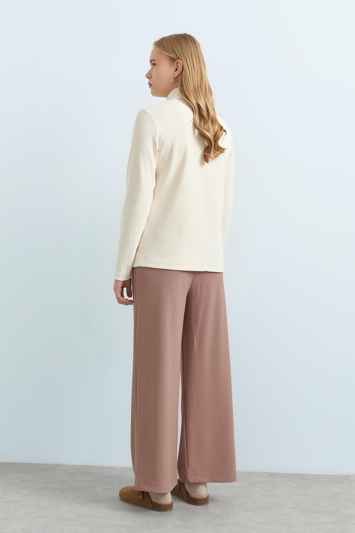 Wide-Leg Knitted Trousers with Elastic Waistband - Mink