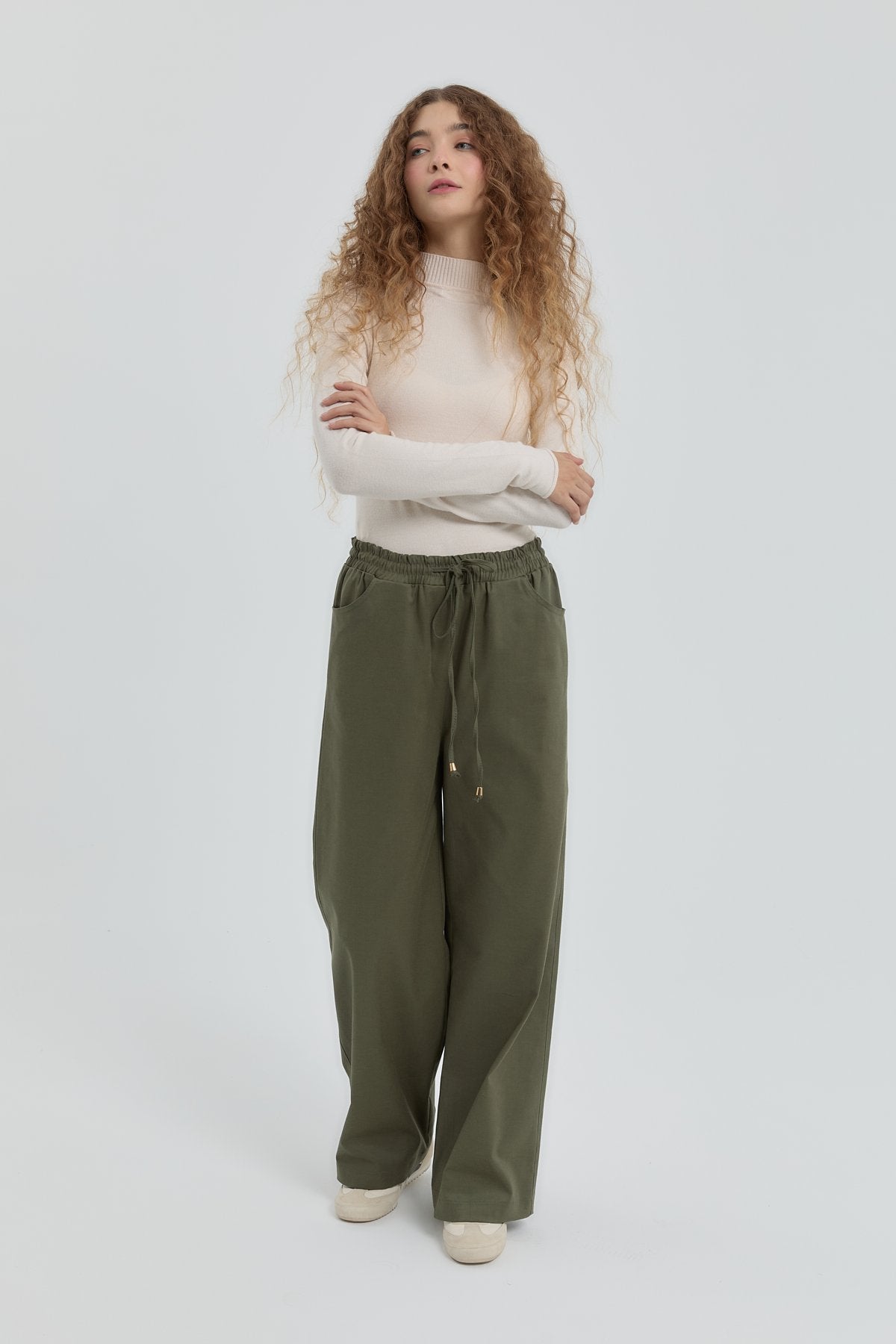 beli-lastikli-bol-paca-pantolon-haki-255938.jpg