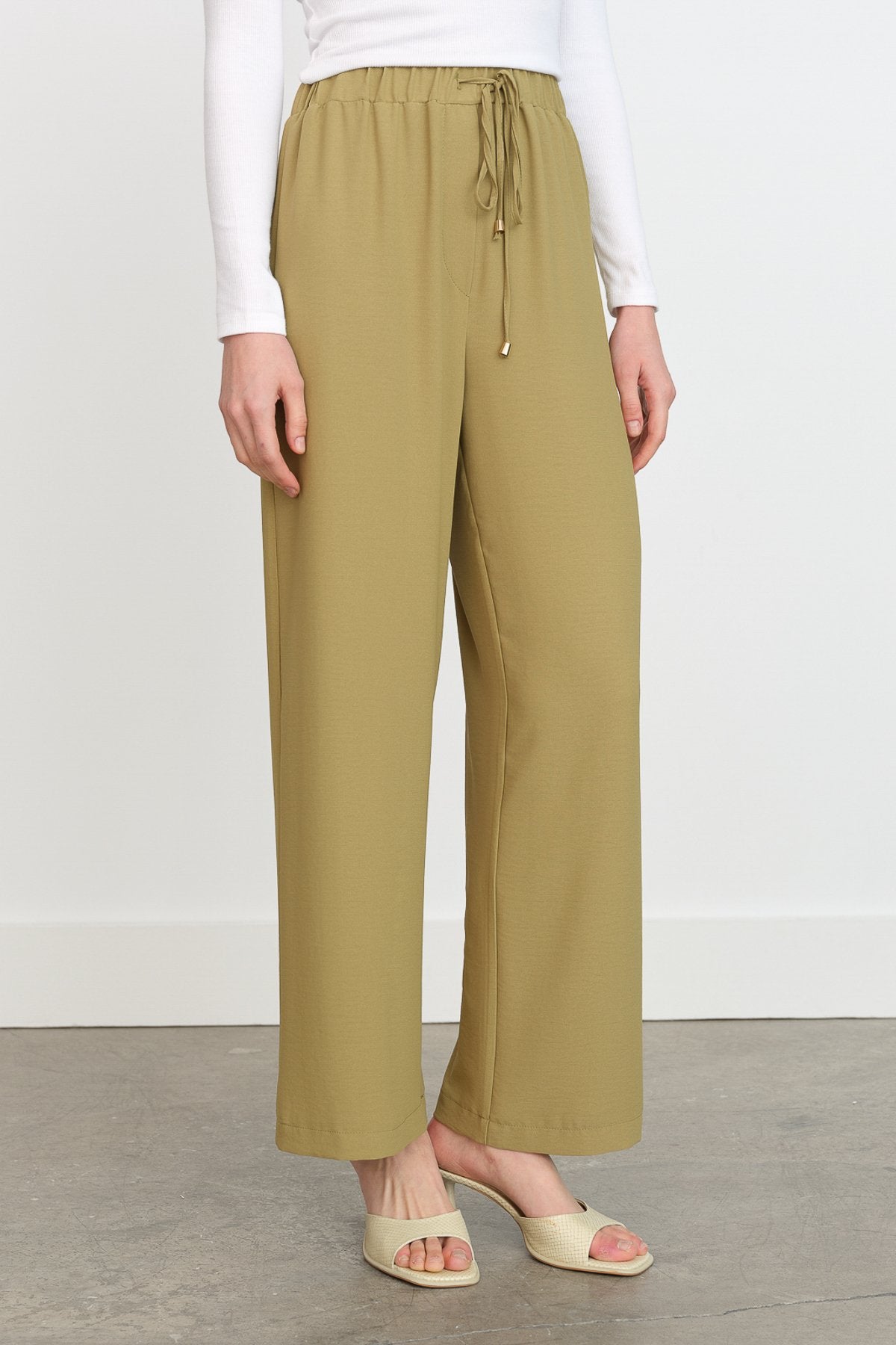 beli-lastikli-bol-paca-pantolon-olive-247514.jpg