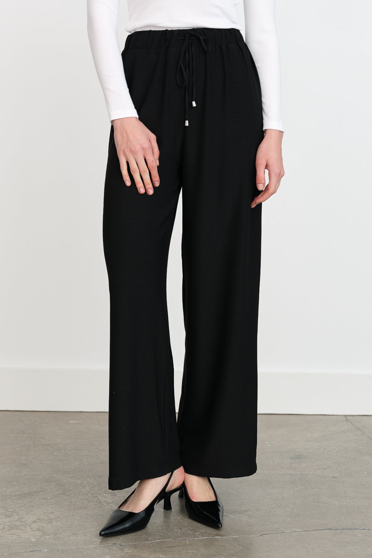Wide-Leg Trousers with Elastic Waistband - Black