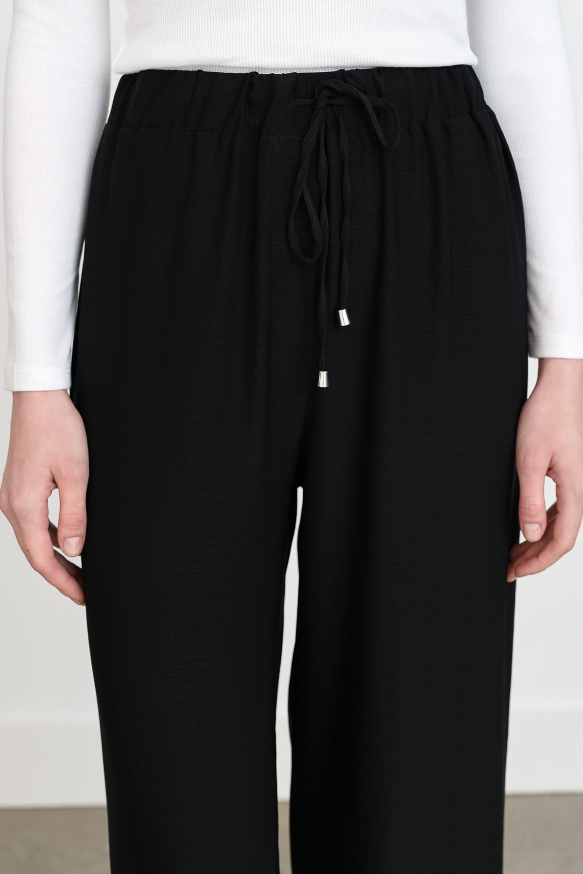 Wide-Leg Trousers with Elastic Waistband - Black
