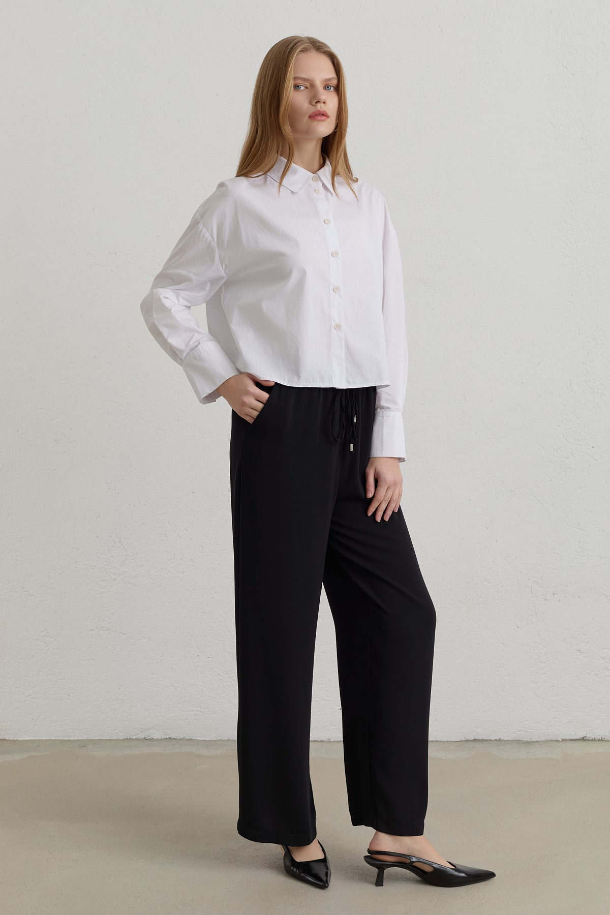 Beli Lastikli Bol Paça Basic Pantolon - Siyah