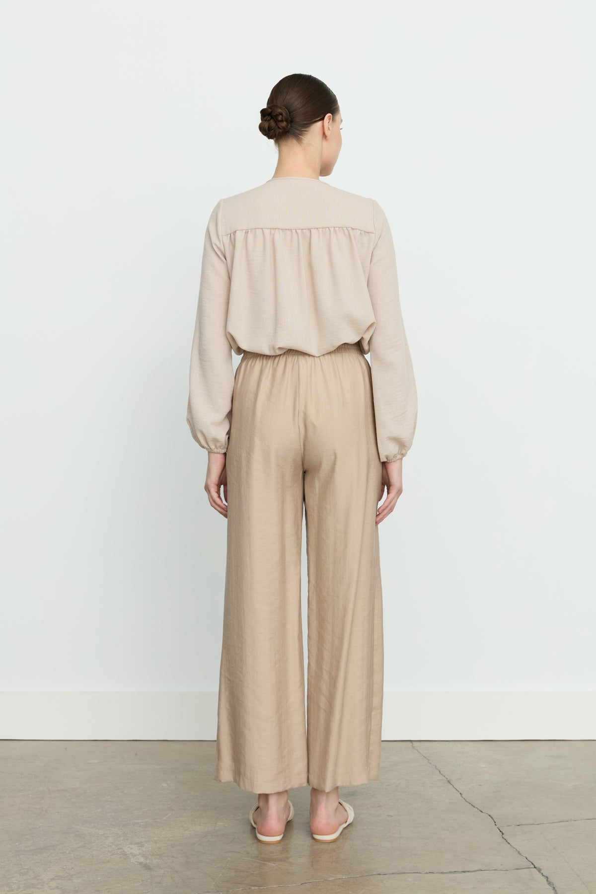 Loose-Leg Tencel Trousers with Elasticated Waist - Sand