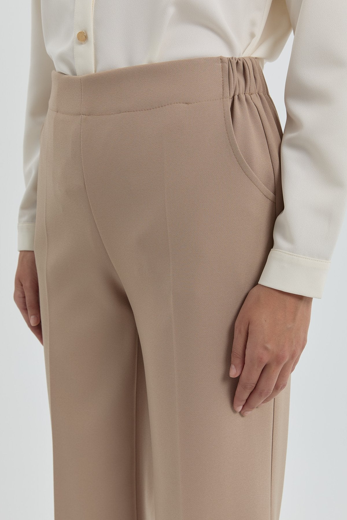 Beli Lastikli Boru Paça Pantolon - Bej