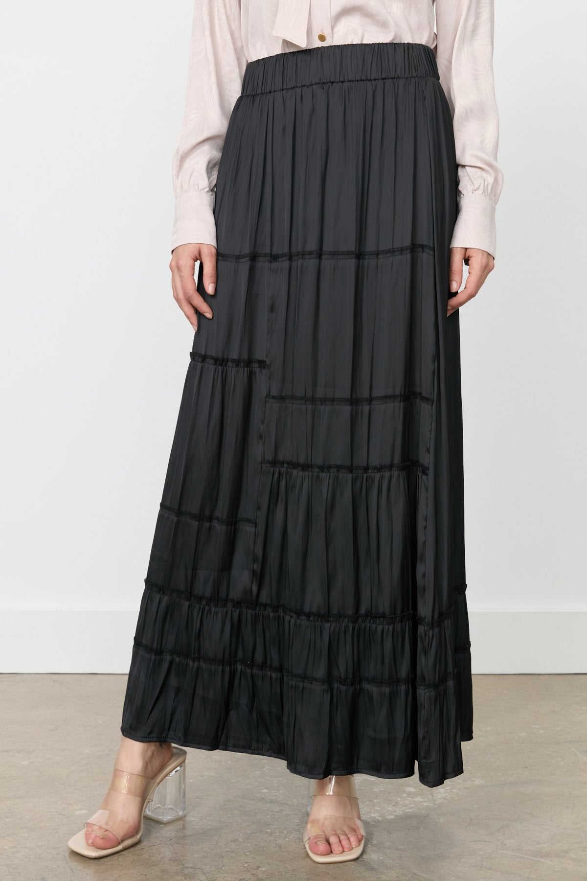 Elastic Waist Gypsy Crash Skirt - Black