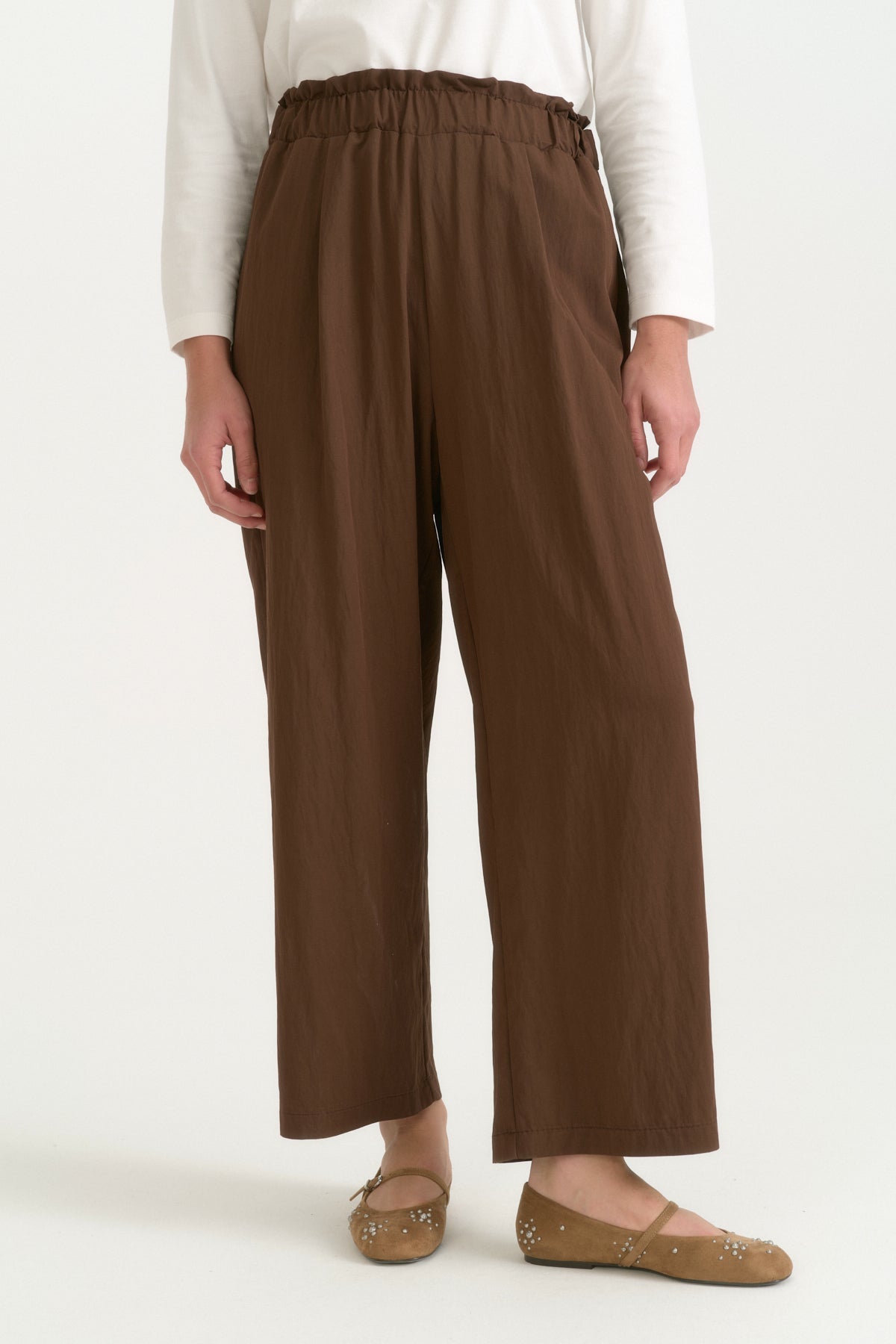 Rayon Trousers with Elasticated Waist and Button Detail - Coffee