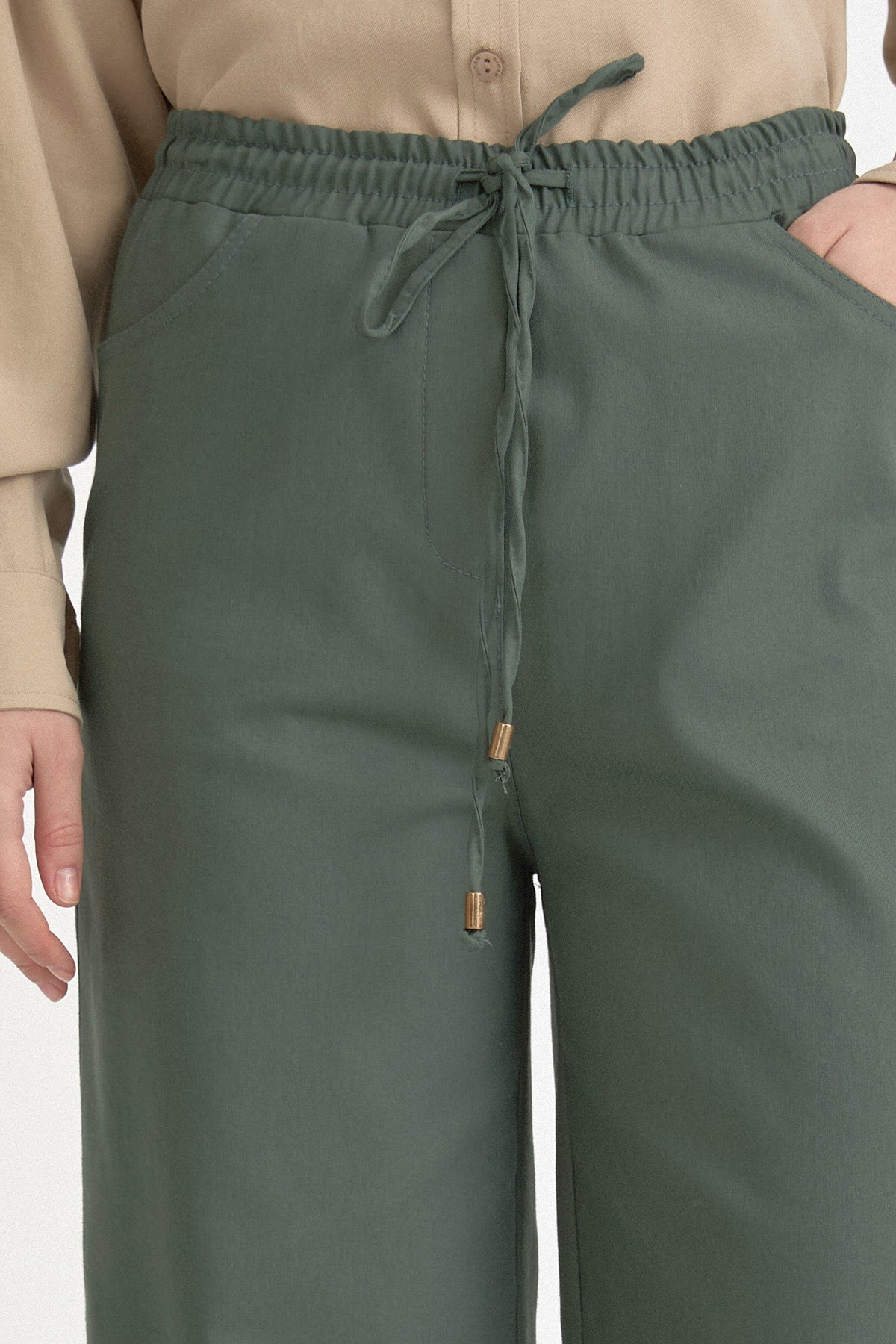 Beli Lastikli Kanvas Bol Paça Basic Pamuk Pantolon - Zümrüt