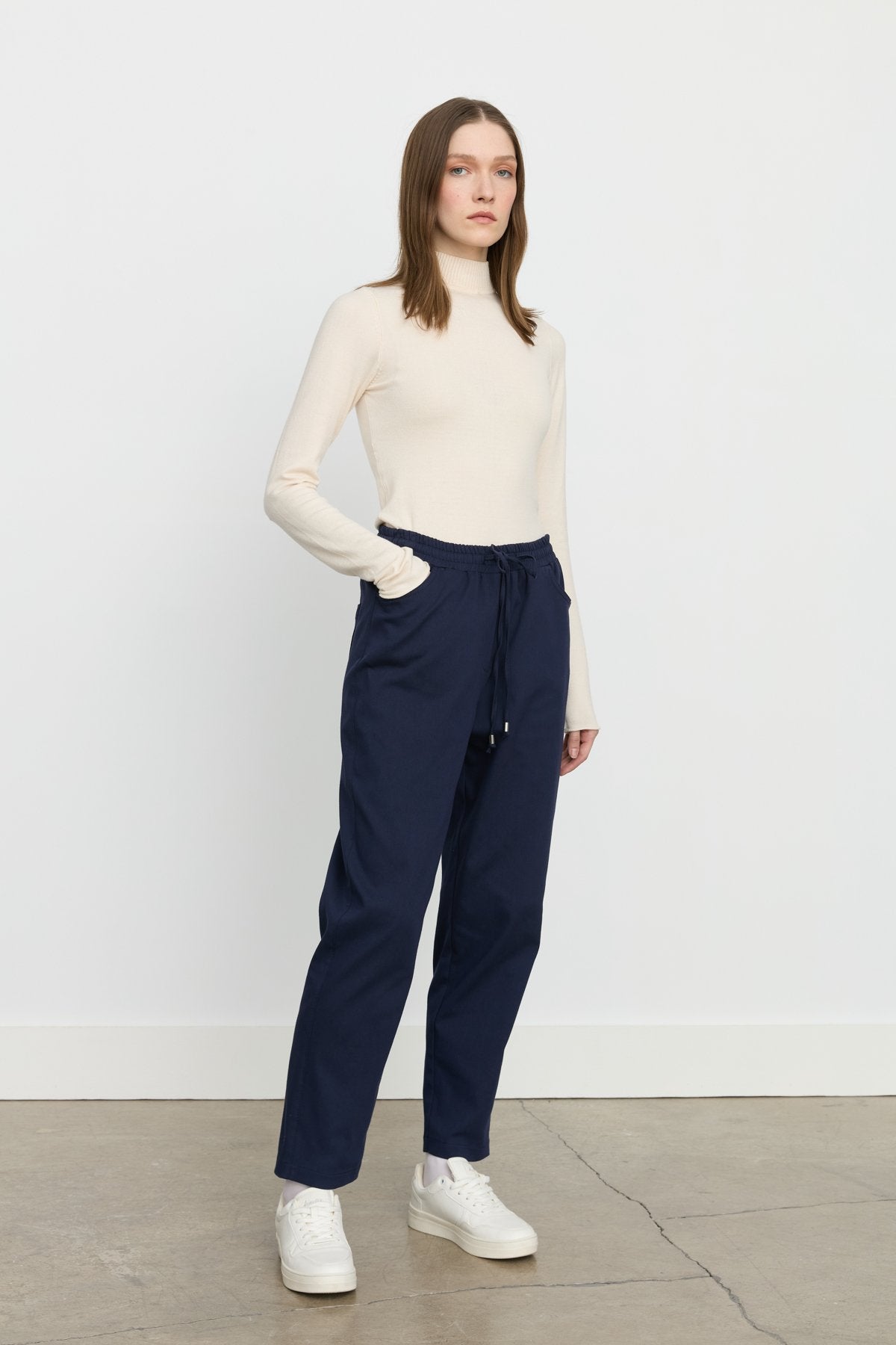beli-lastikli-kanvas-havuc-denim-pantolon-lacivert-244398.jpg