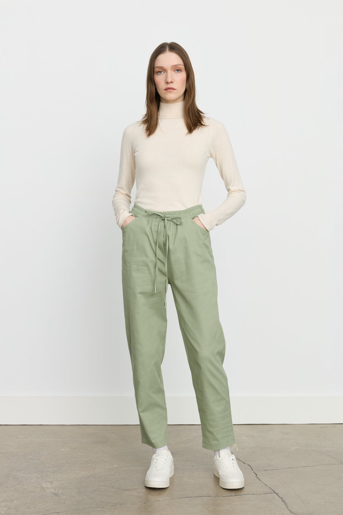 beli-lastikli-kanvas-havuc-denim-pantolon-yesil-244382.jpg