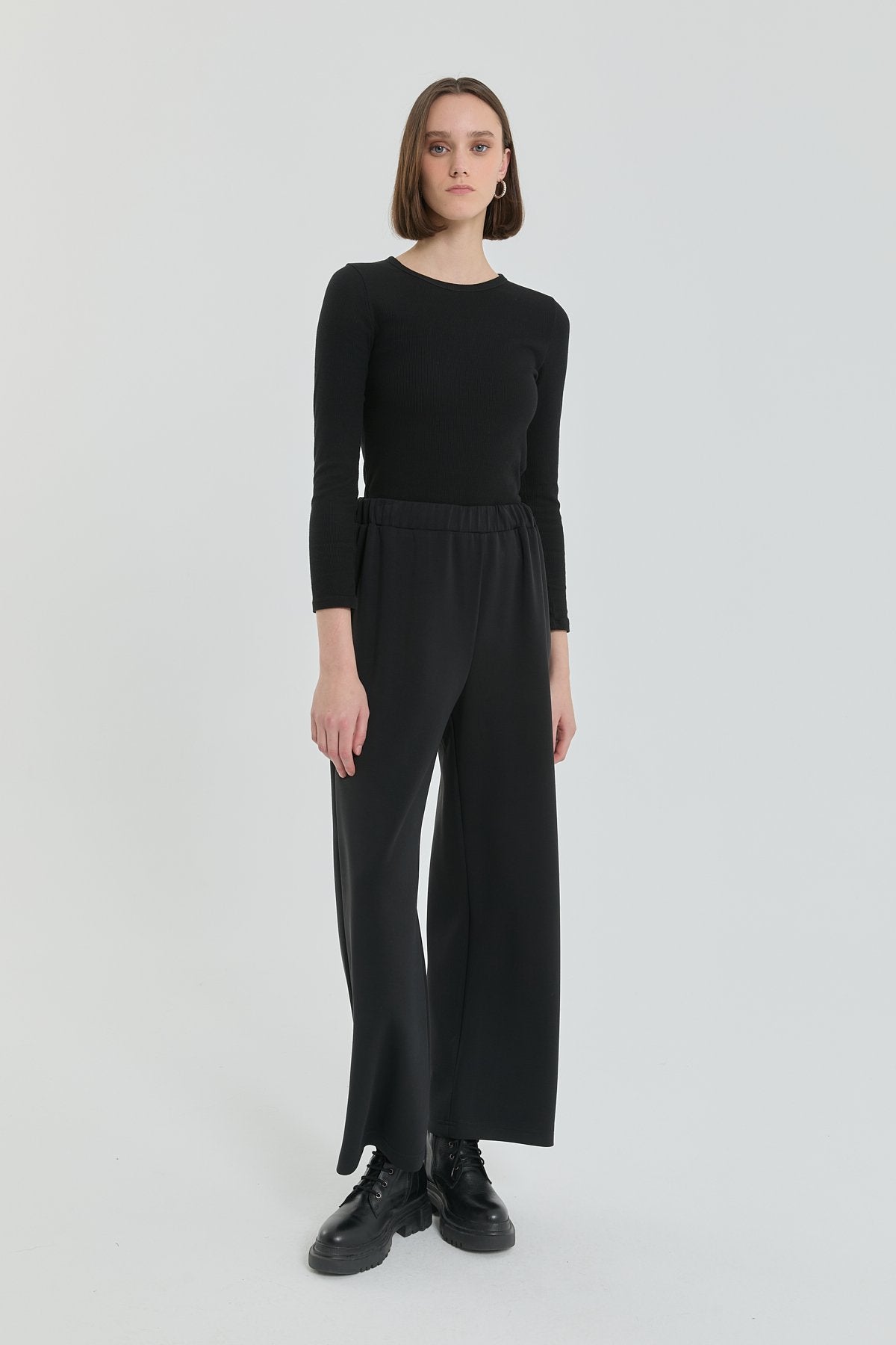 beli-lastikli-orme-bol-paca-pantolon-siyah-258034.jpg