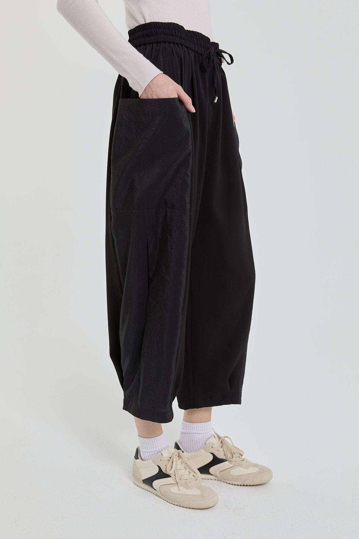 Beli Lastikli Paraşüt Pantolon - Siyah