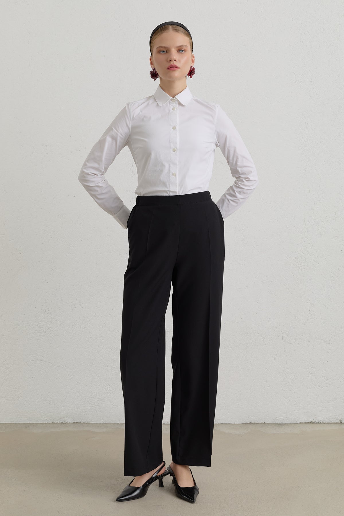 Elasticated Waist Basic Ironed Trousers - Black