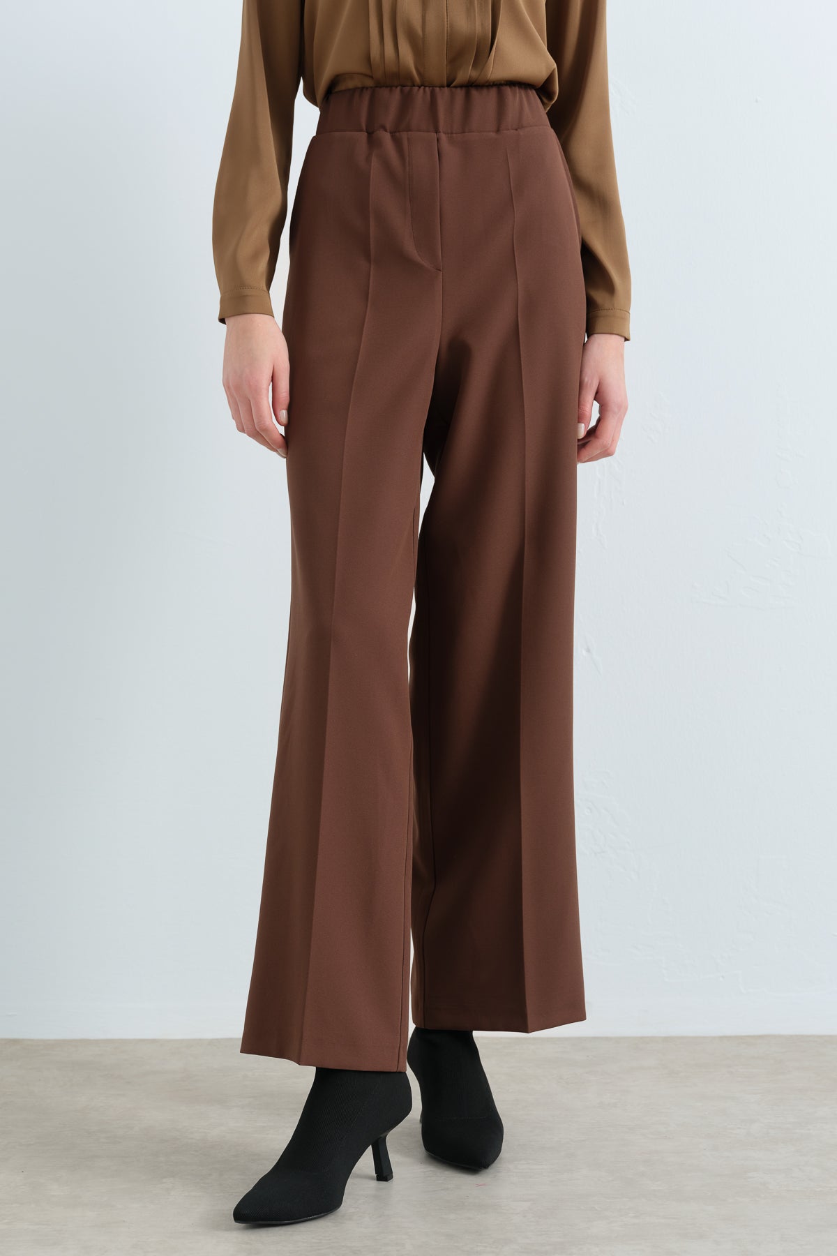 Beli Lastikli Yüksek Bel Pantolon - Kahve