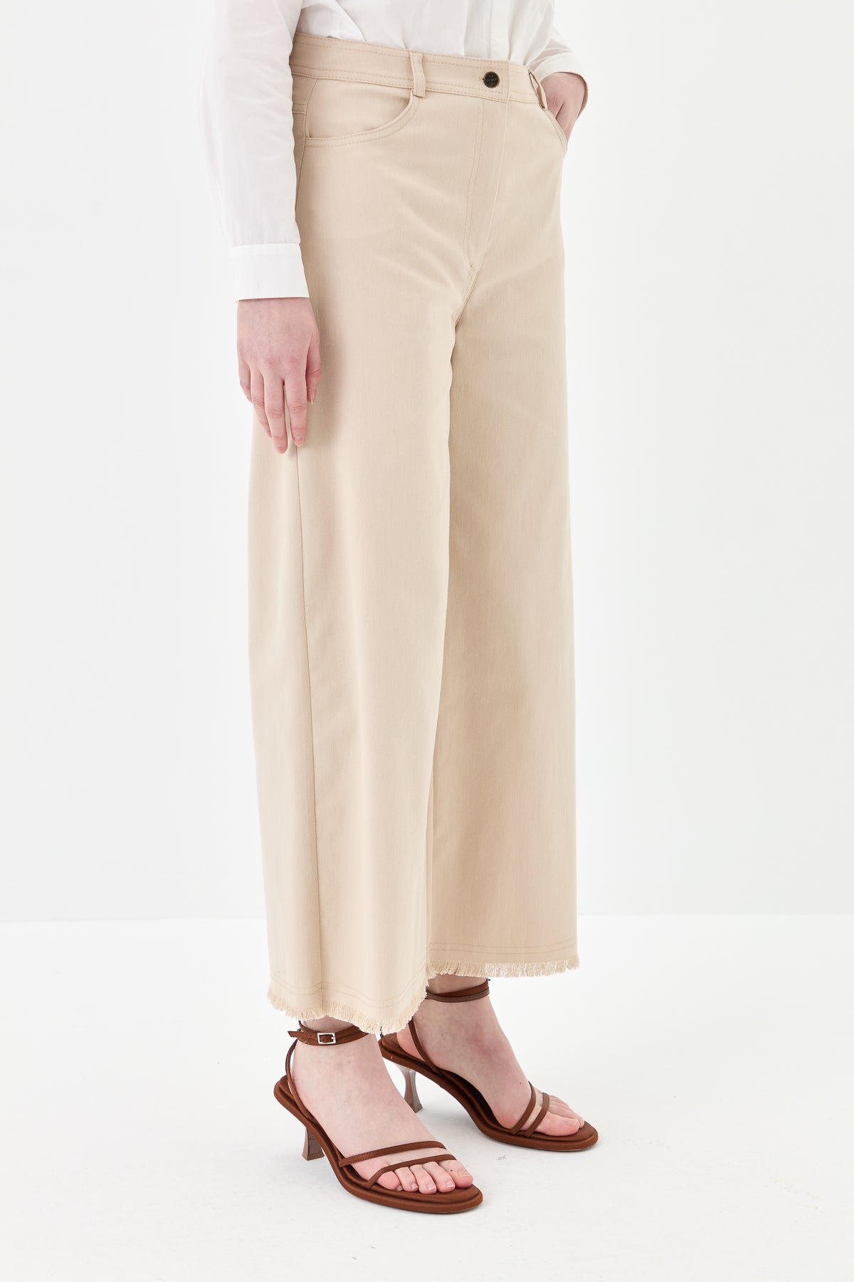 Wide-Leg Canvas Trousers - Beige
