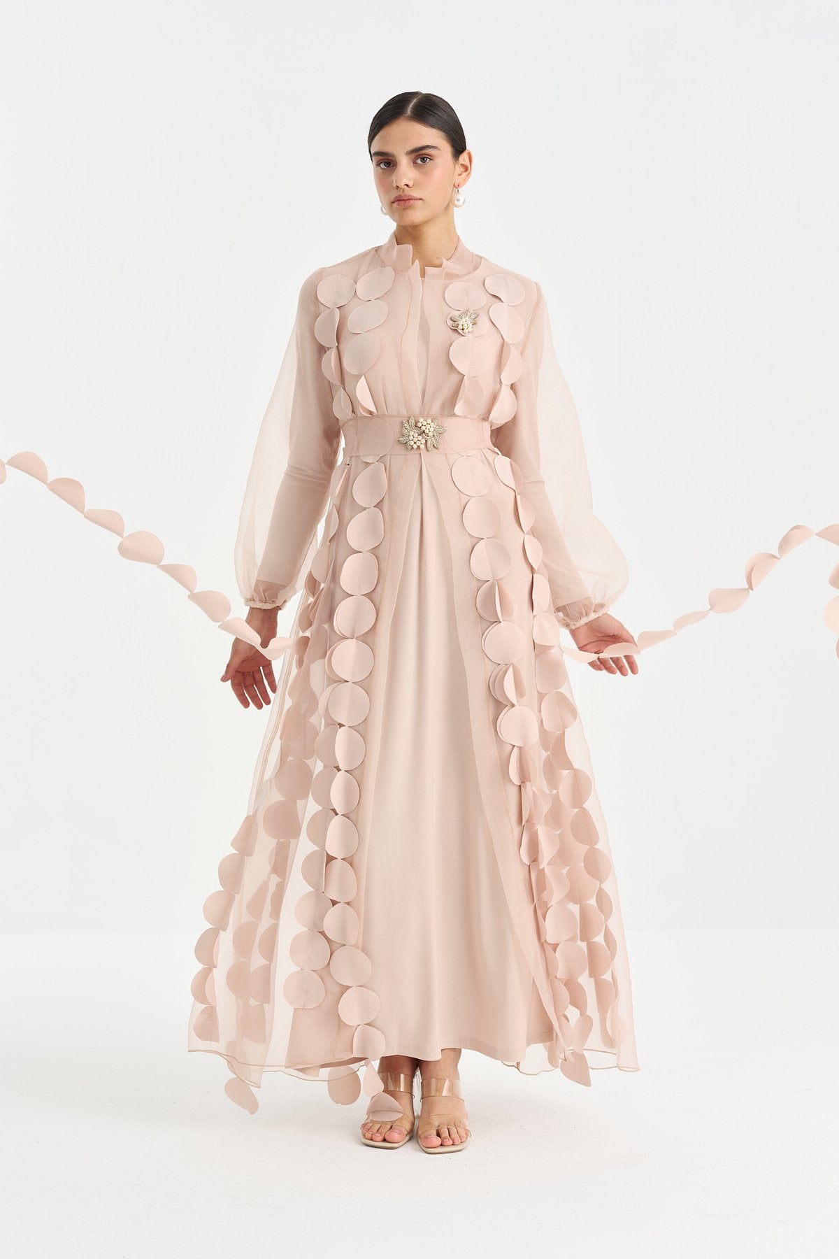 bros-detayli-elbiseli-abaya-takim-bej-251038.jpg