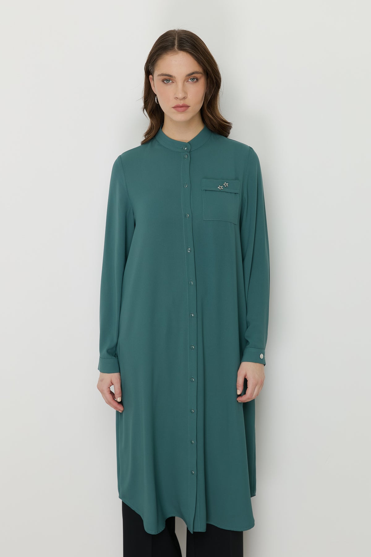 Plus Size Basic Tunic with Accessory Detail - Green