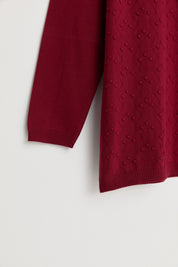 Plus Size Viscose Sweater with Accessory Details - Burgundy