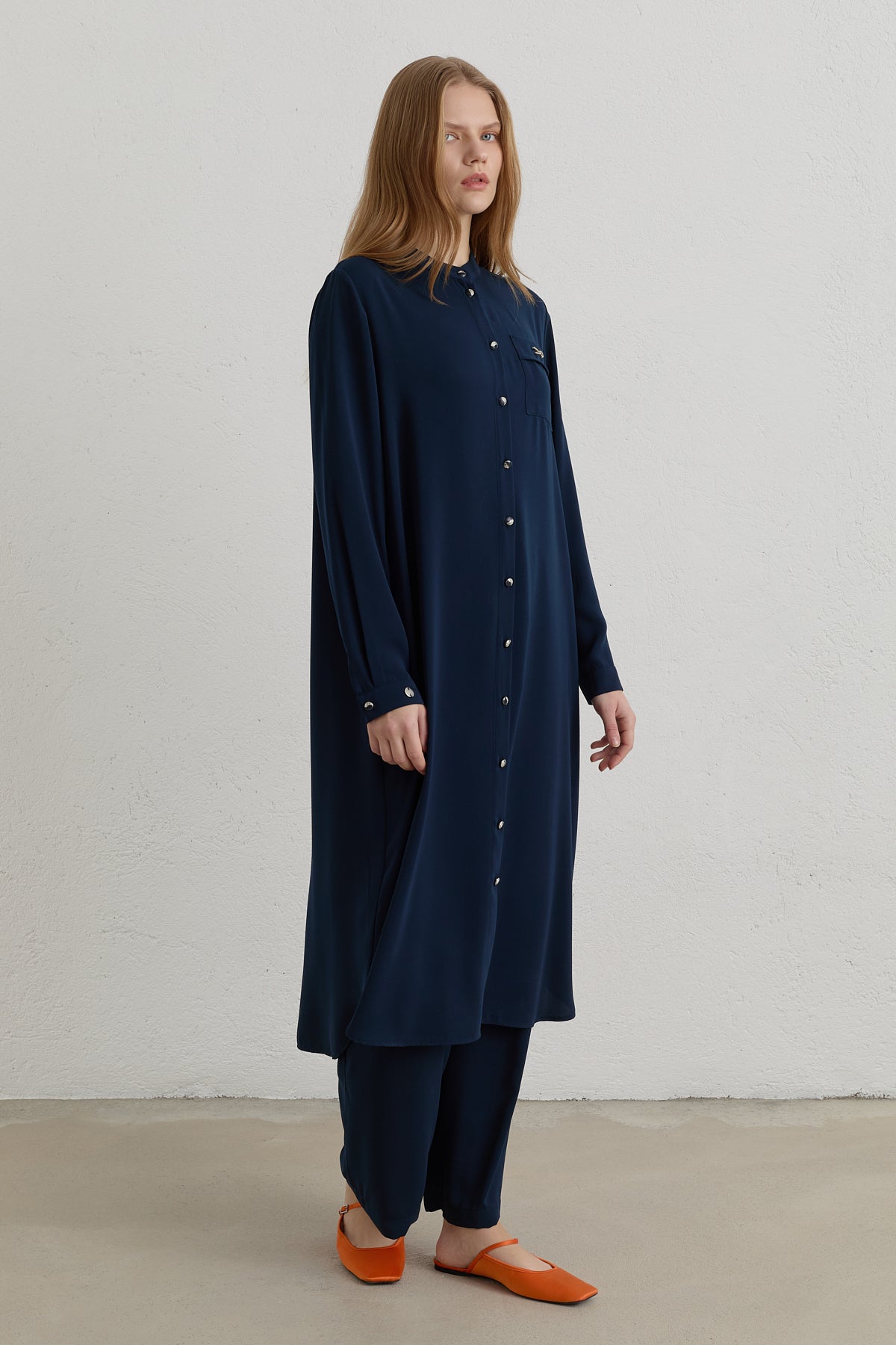buyuk-beden-hakim-yaka-tunik-lacivert-263064.jpg
