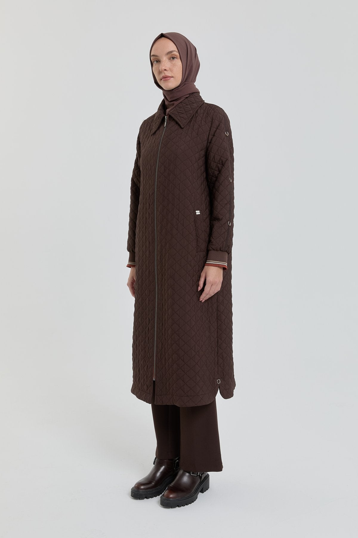 buyuk-beden-ince-kapitone-kap-kahve-257298.jpg