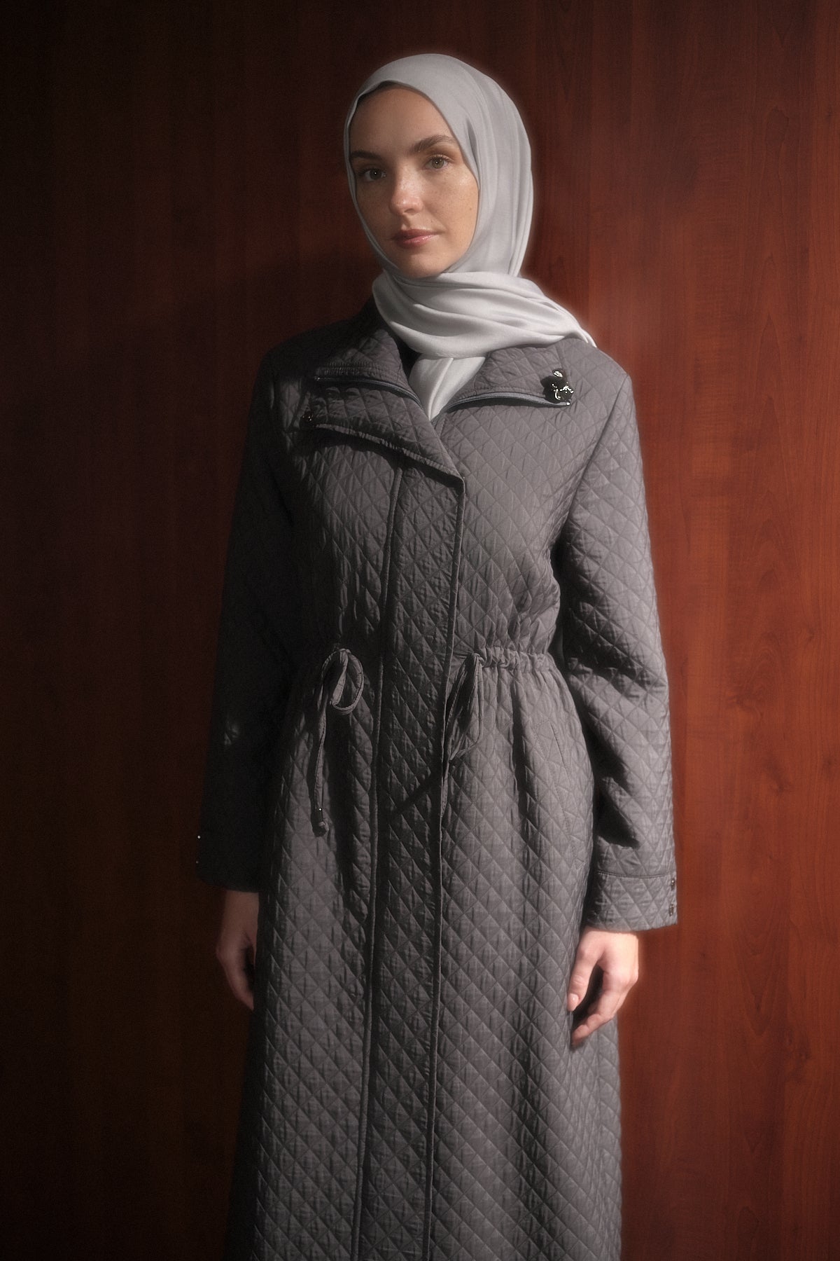 buyuk-beden-ince-kapitone-pardesu-antrasit-256994.jpg
