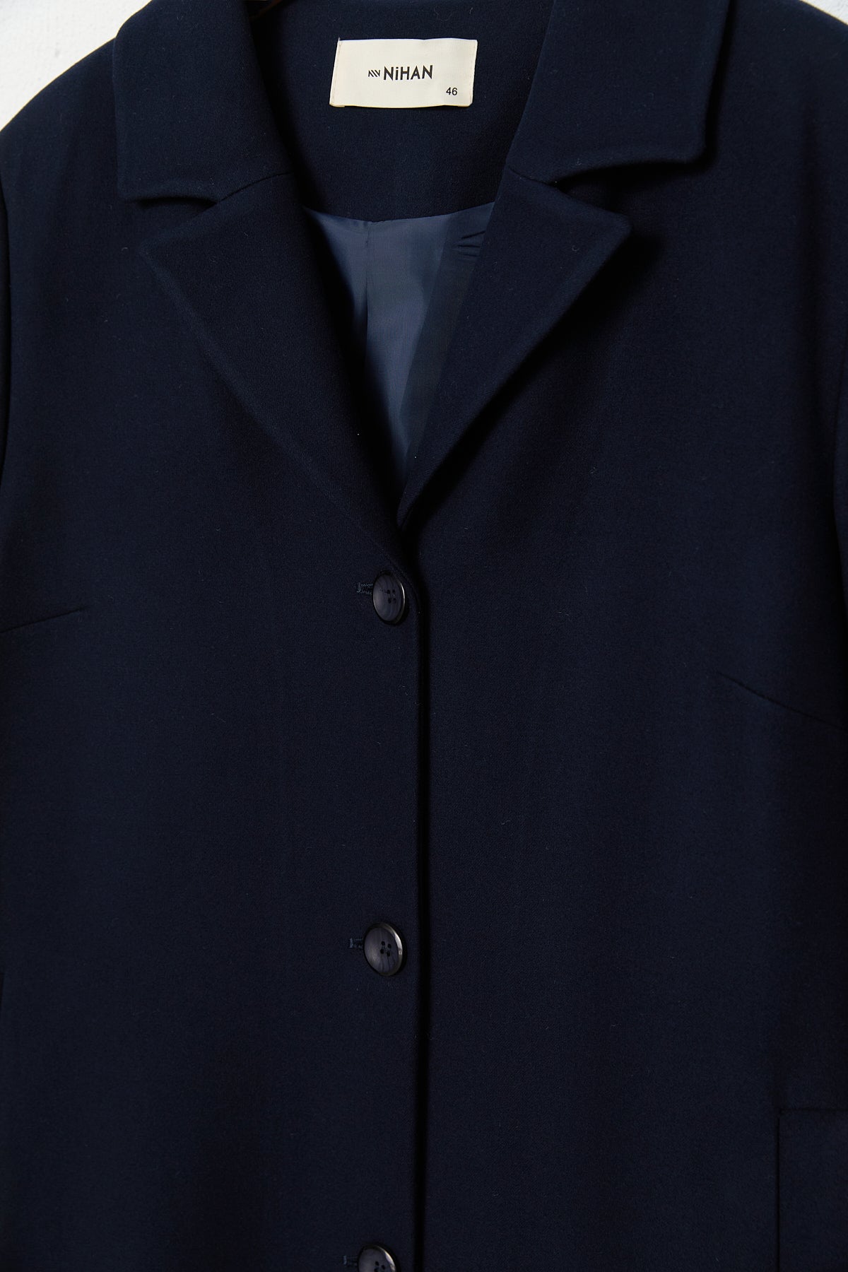 buyuk-beden-mono-kapama-manto-lacivert-267087.jpg
