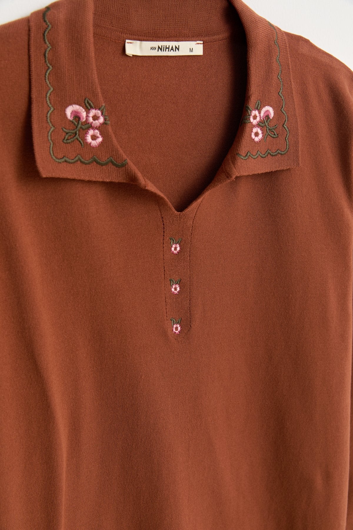 buyuk-beden-nakisli-polo-yaka-viskon-kazak-taba-260666.jpg